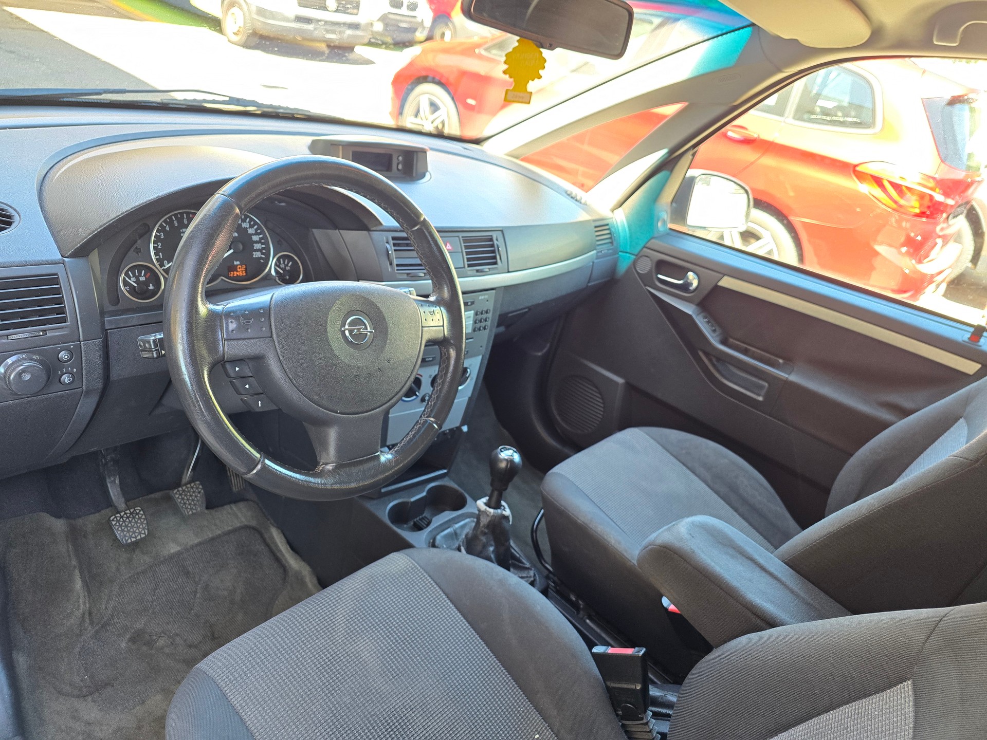 OPEL Meriva 1.8i 16V Cosmo-image-15