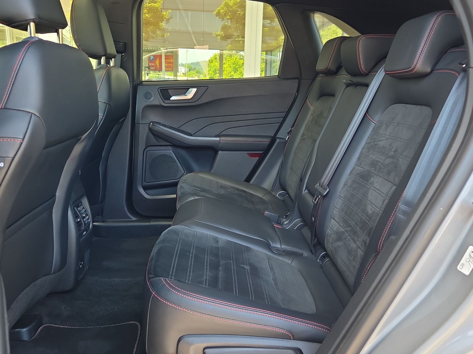 FORD Kuga 2.5 PHEV ST-Line X 2WD-image-12