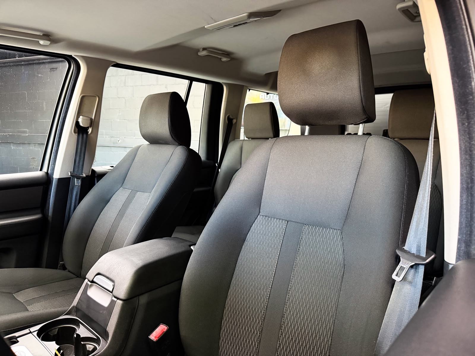 LAND ROVER Discovery 3.0 SDV6 SE Automatic *AHK*-image-22