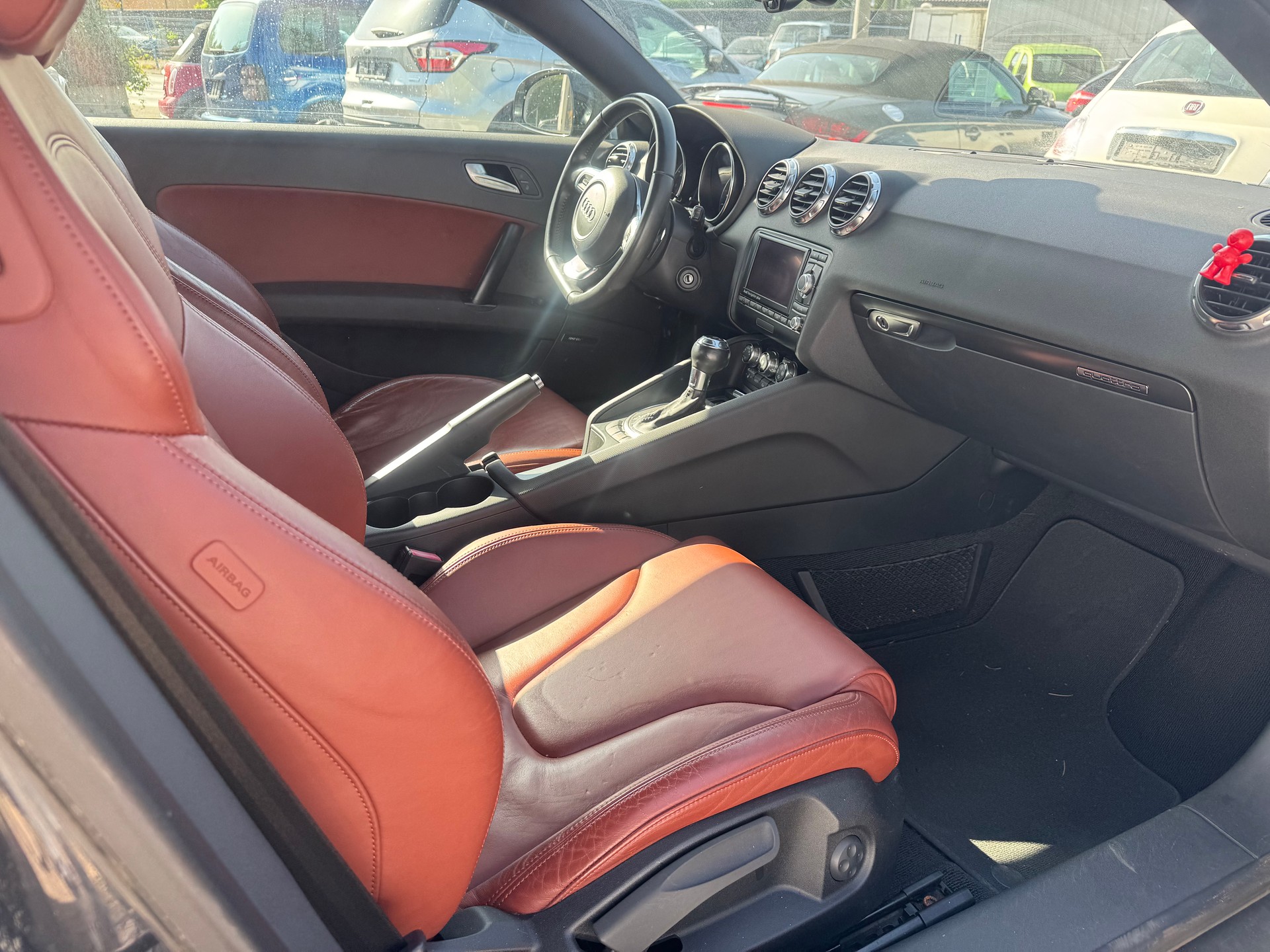 AUDI TT Coupé 2.0 TFSI quattro S-tronic-image-5