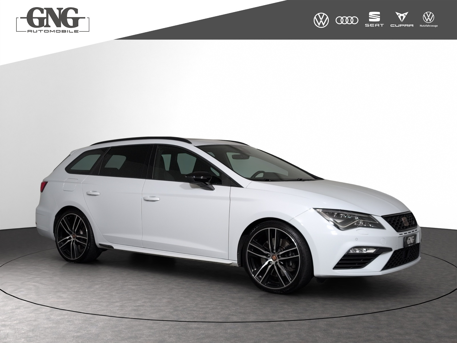 SEAT Leon ST 2.0 TSI Swiss Cupra 300 4 Drive DSG-showroom-element-3