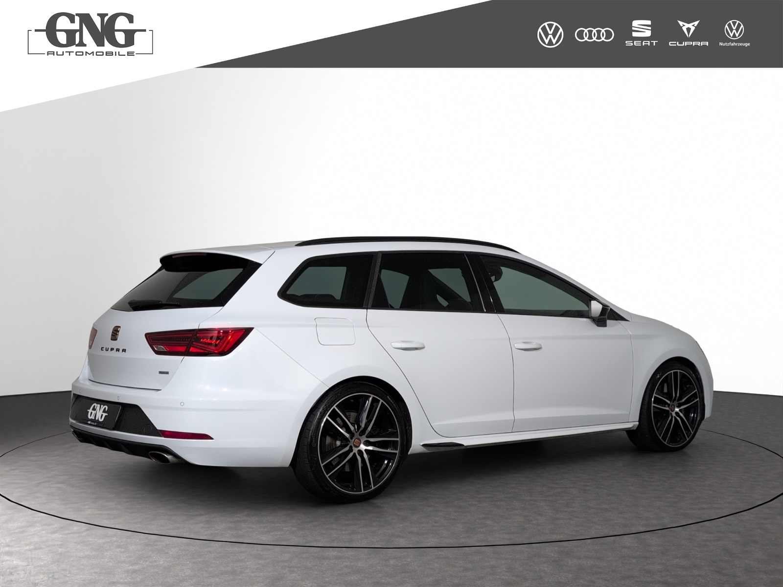 SEAT Leon ST 2.0 TSI Swiss Cupra 300 4 Drive DSG-showroom-element-2
