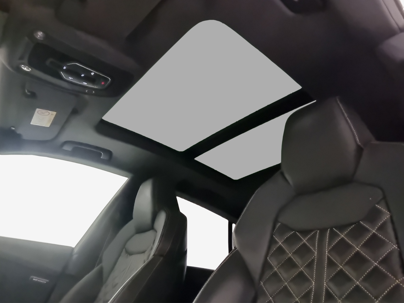 AUDI SQ8 SUV TFSI quattro tiptronic-image-14