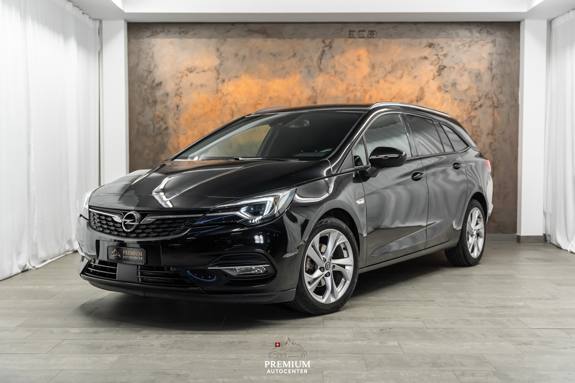 OPEL Astra Sports Tourer 1.4i Turbo GS-Line *CH Fahrzeug*Matrix LED*Fahrassist*