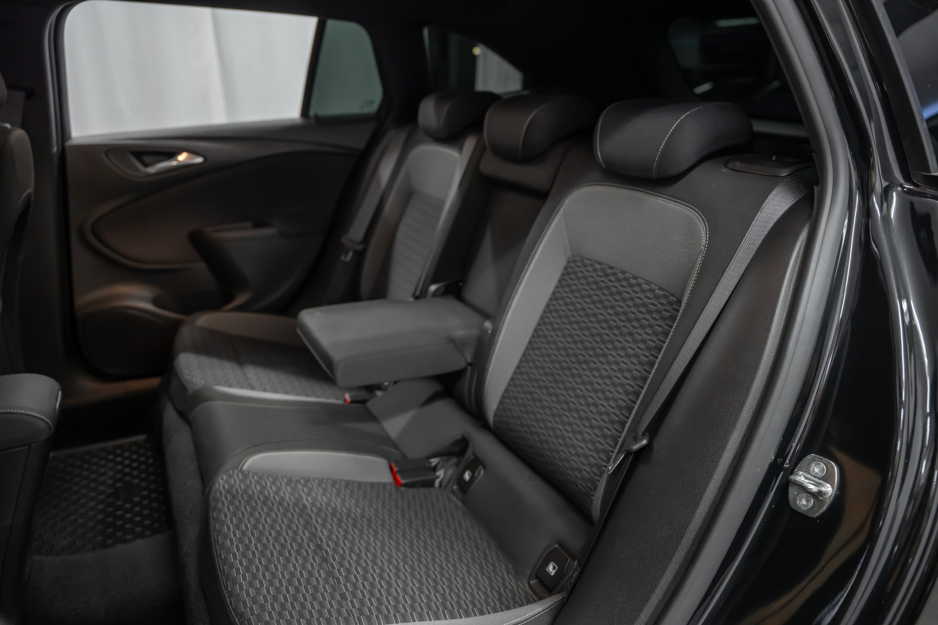 OPEL Astra Sports Tourer 1.4i Turbo GS-Line *CH Fahrzeug*Matrix LED*Fahrassist*-image-14