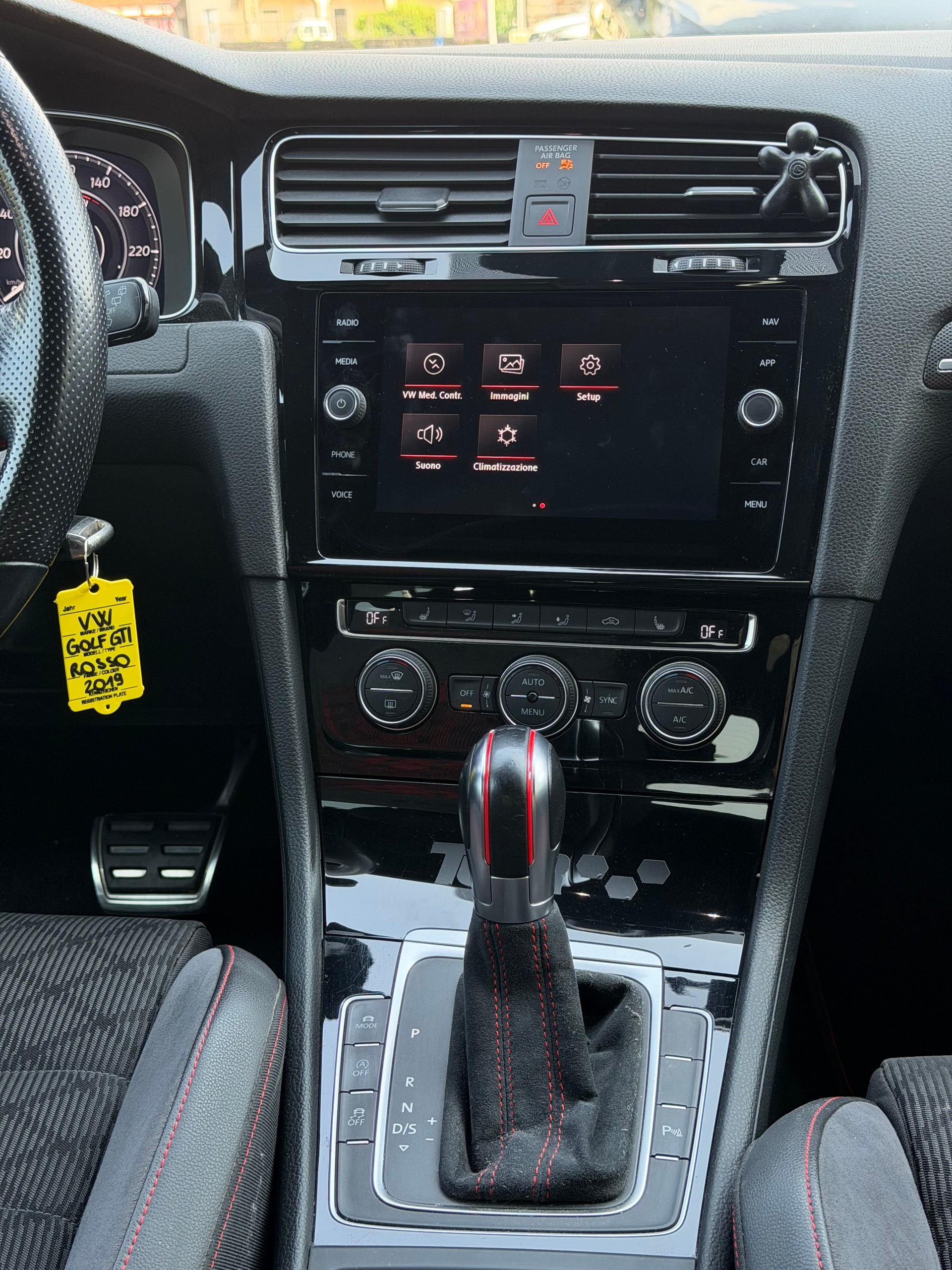 VW Golf 2.0 TSI GTI TCR DSG-image-11