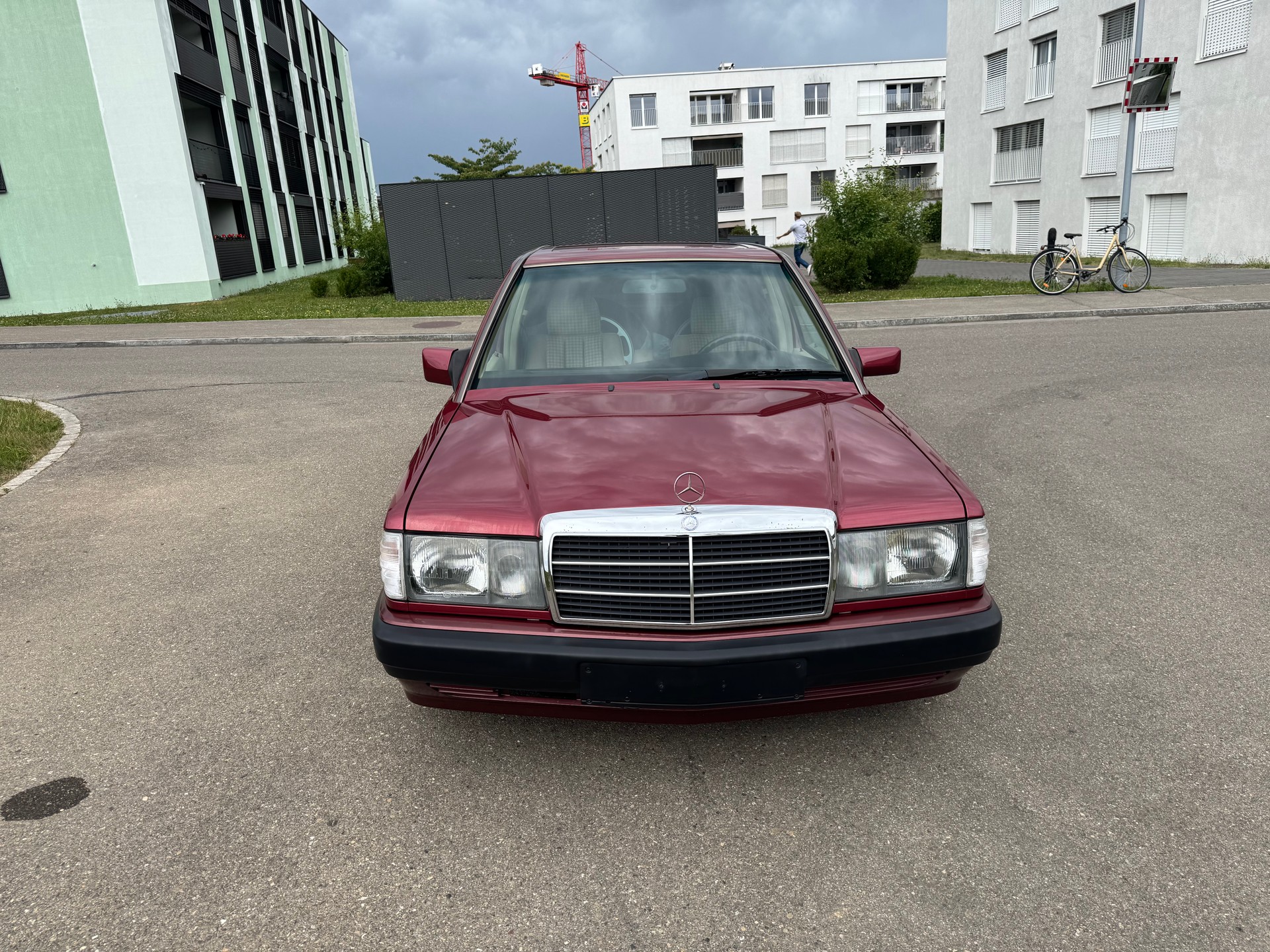 MERCEDES-BENZ 190 E 2.3 Avantgarde Automatic-image-1