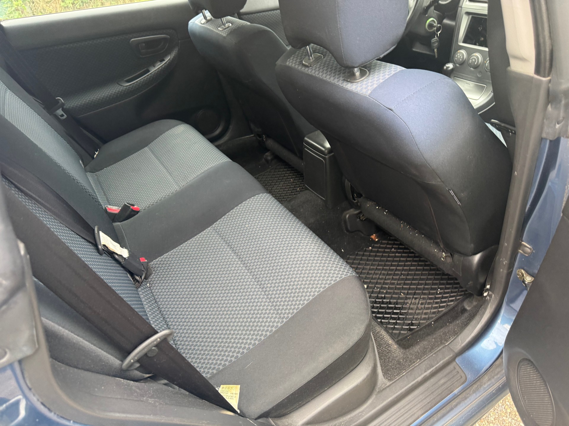 SUBARU Impreza 1.5R Swiss-image-7
