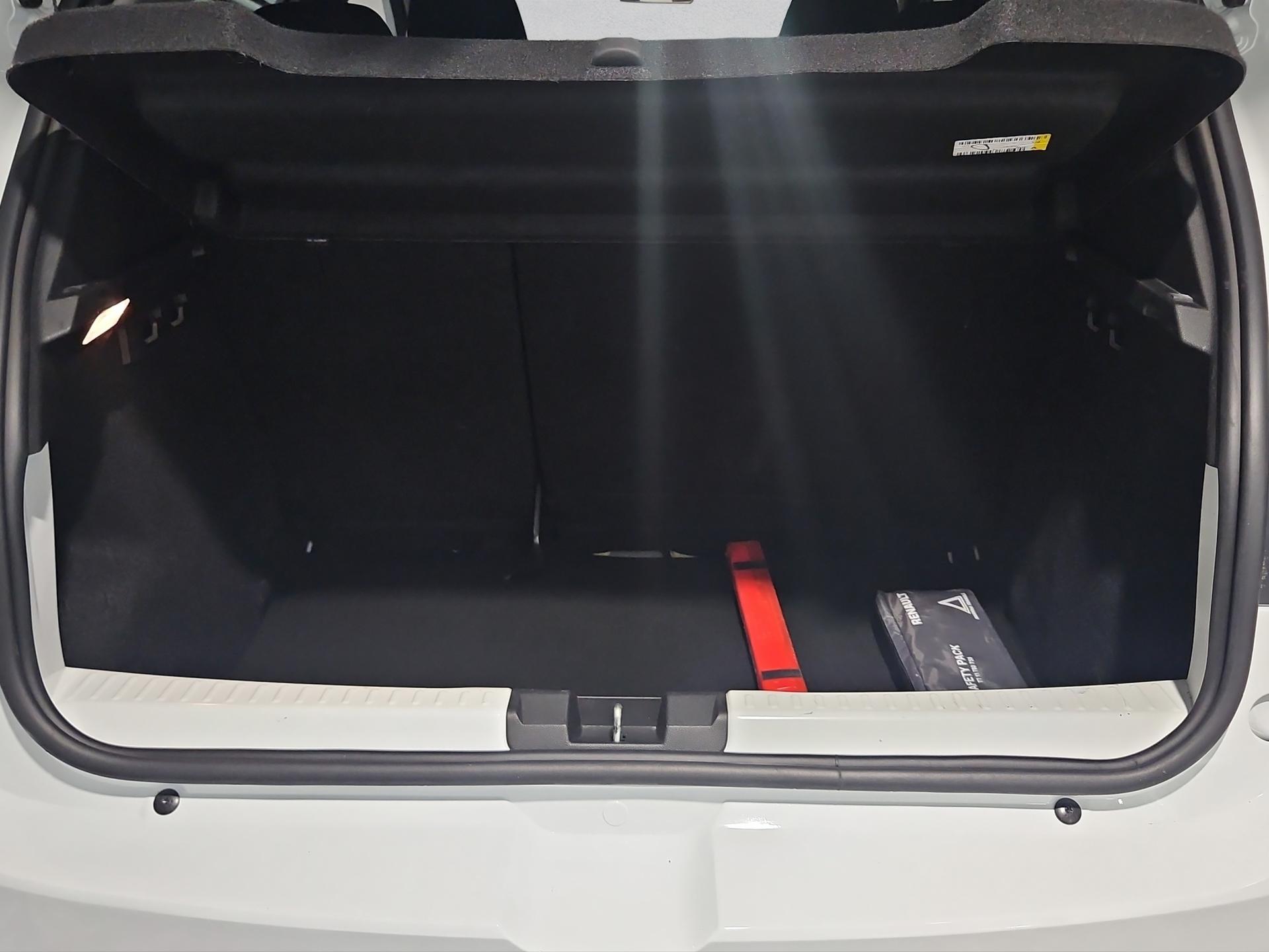 DACIA Sandero TCe 90 Comfort-image-15