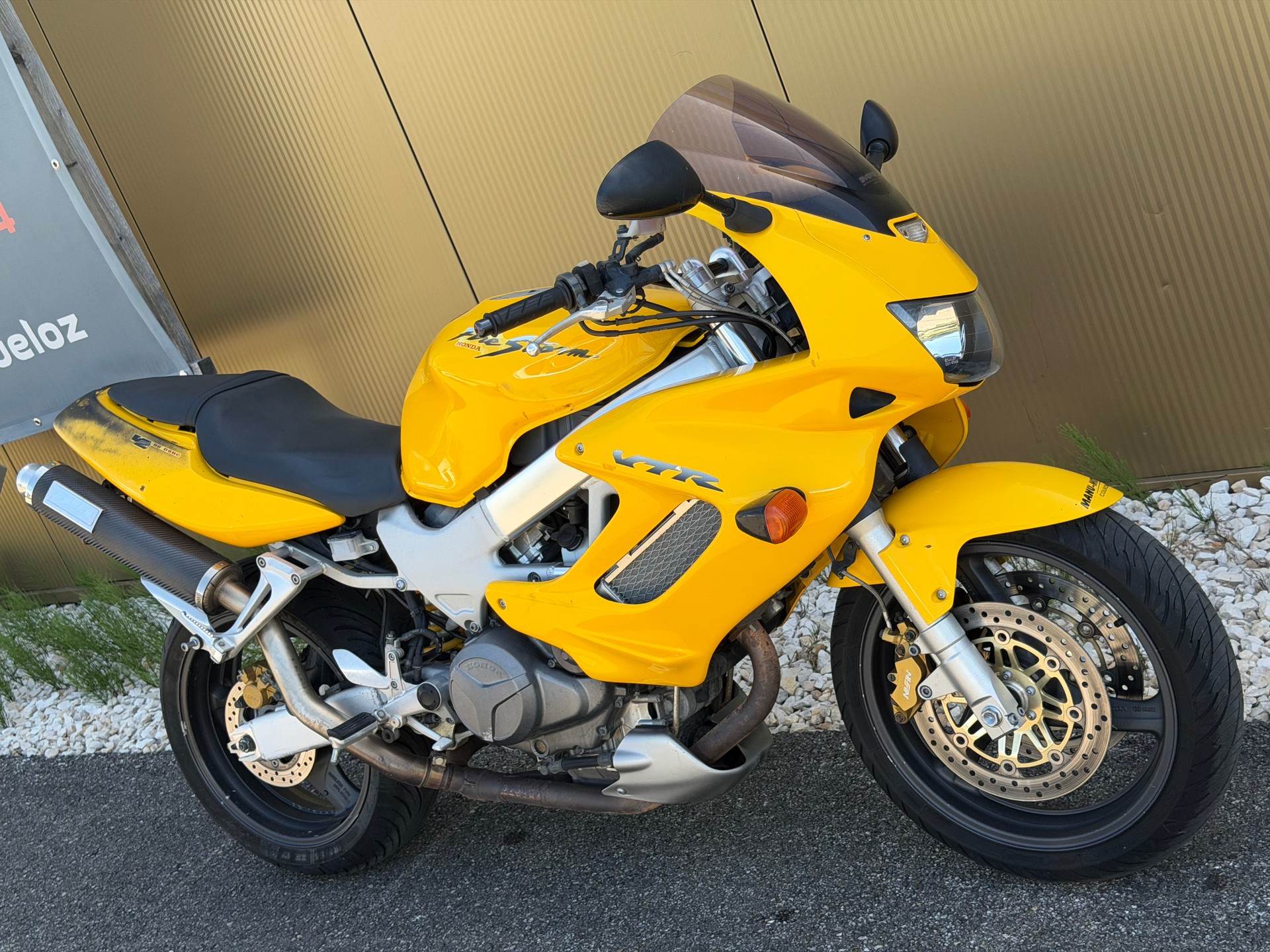 HONDA VTR 1000 F V-X Fire Storm-image-2