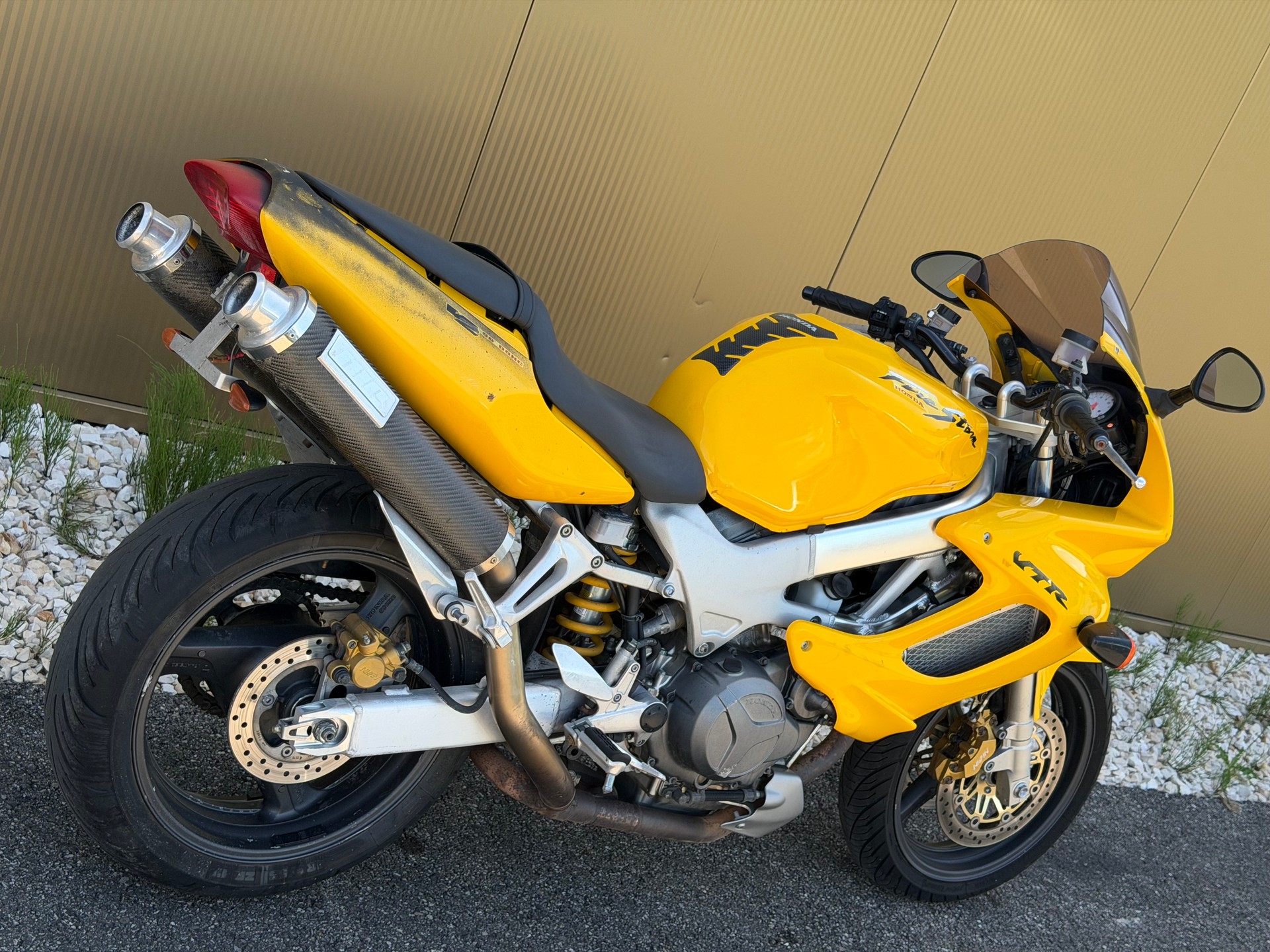 HONDA VTR 1000 F V-X Fire Storm-image-4