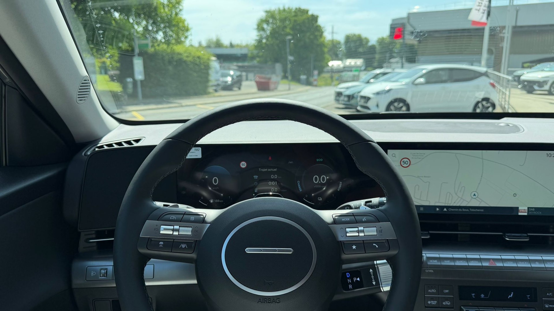 HYUNDAI Kona 1.6 GDi HEV Amplia DCT-image-9