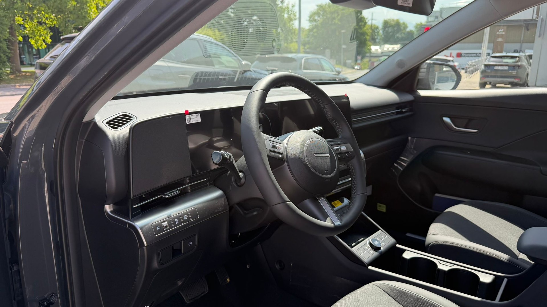HYUNDAI Kona 1.6 GDi HEV Amplia DCT-image-8
