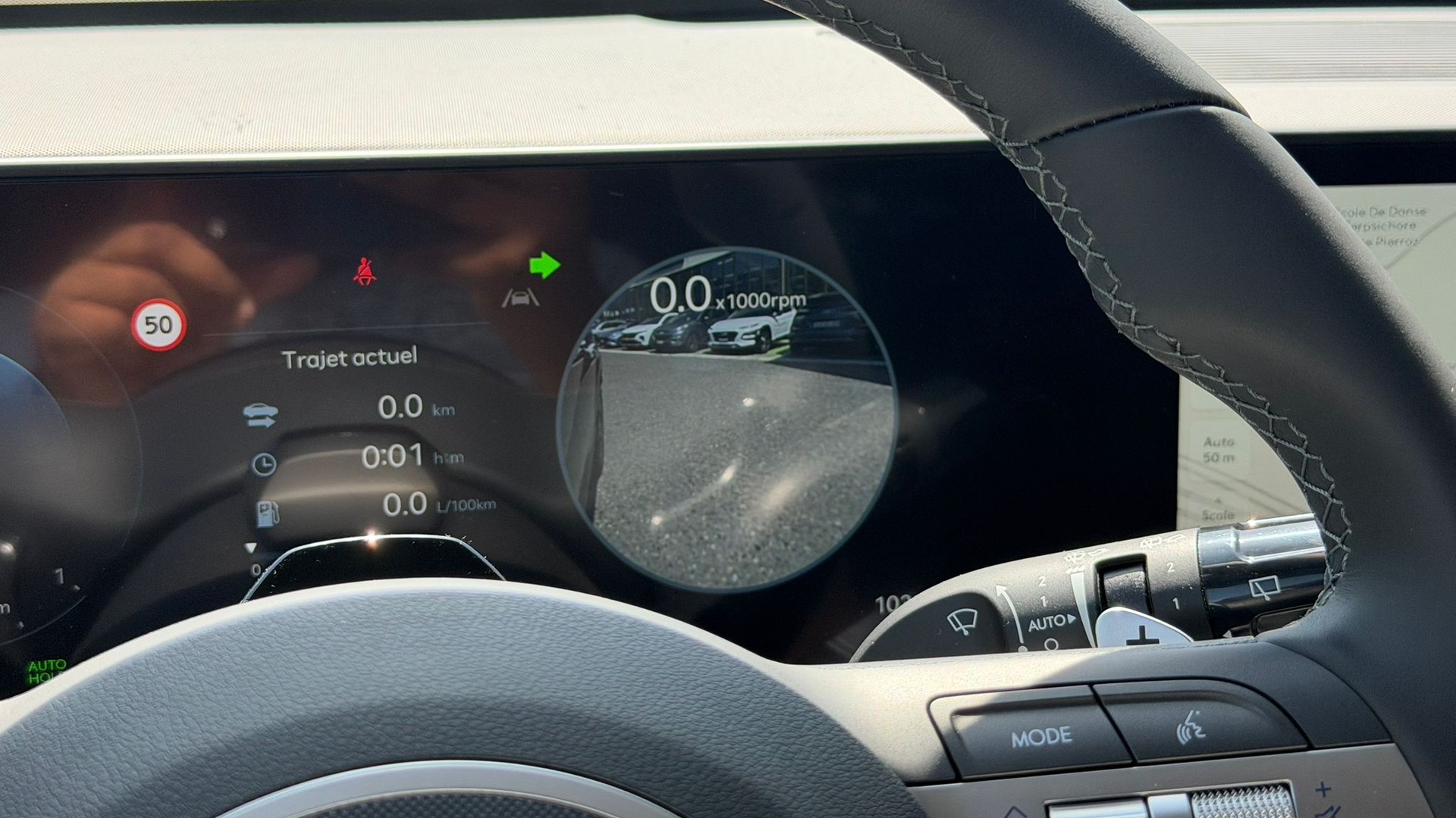 HYUNDAI Kona 1.6 GDi HEV Amplia DCT-image-10