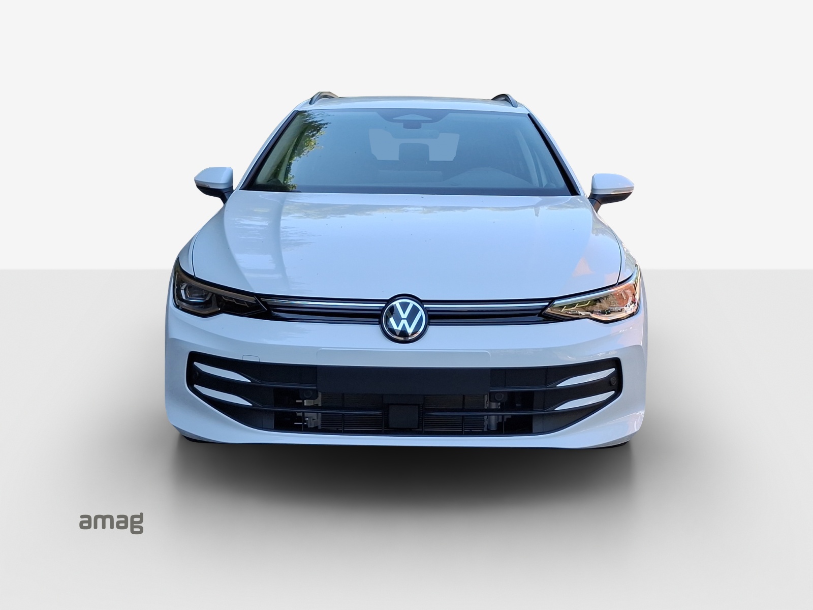 VW Golf Variant 1.5 eTSI mHEV Life-image-6