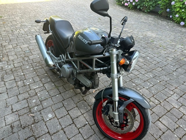 DUCATI Monster 620 i.e.-image-2