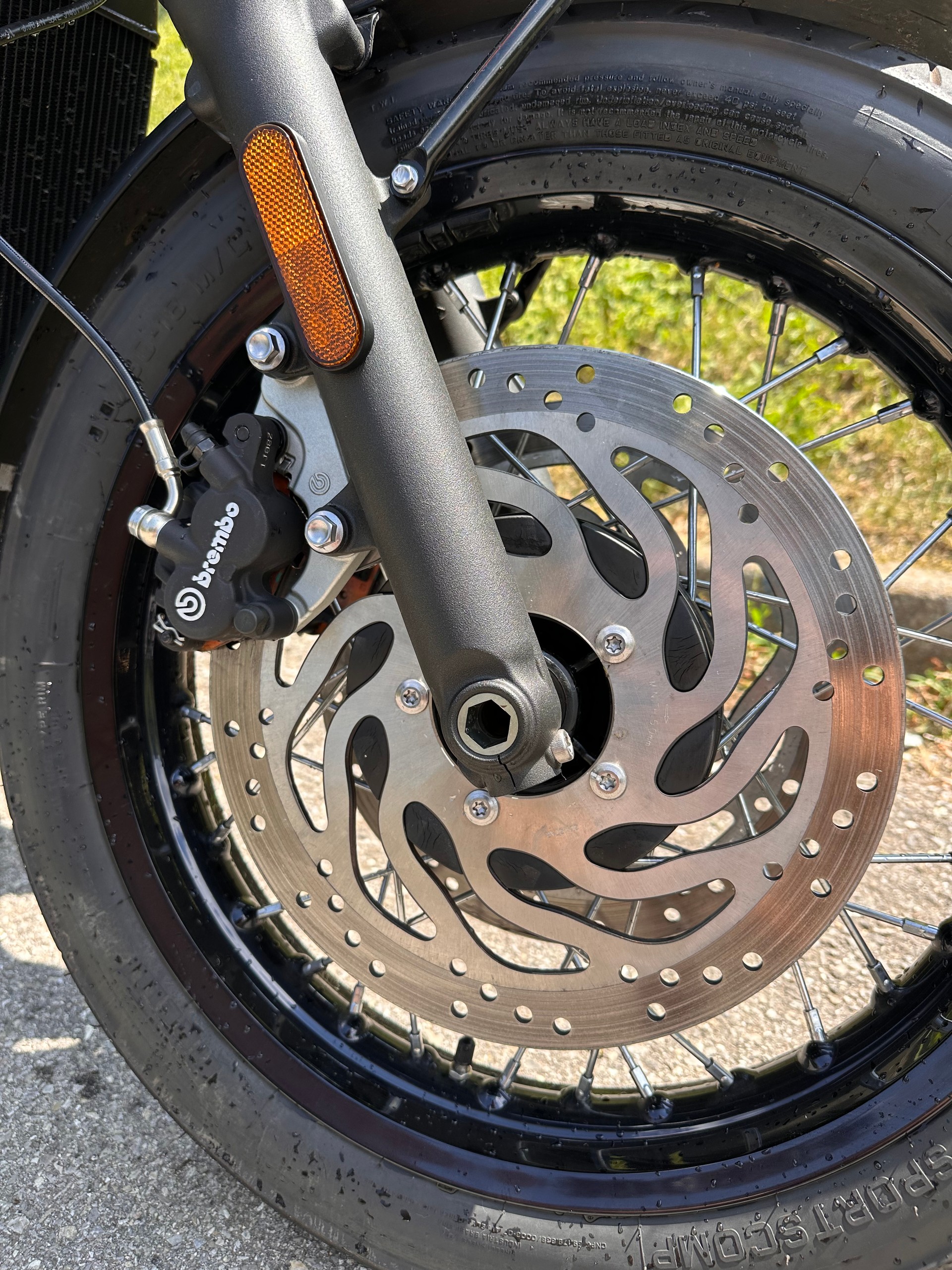 TRIUMPH Bonneville T120 Black-image-3