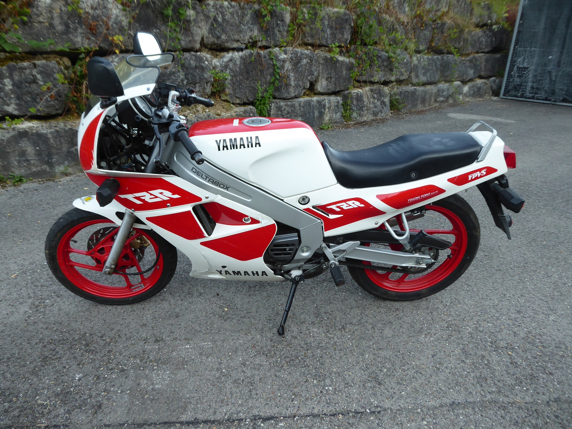 YAMAHA TZR 125 Disc-image-2