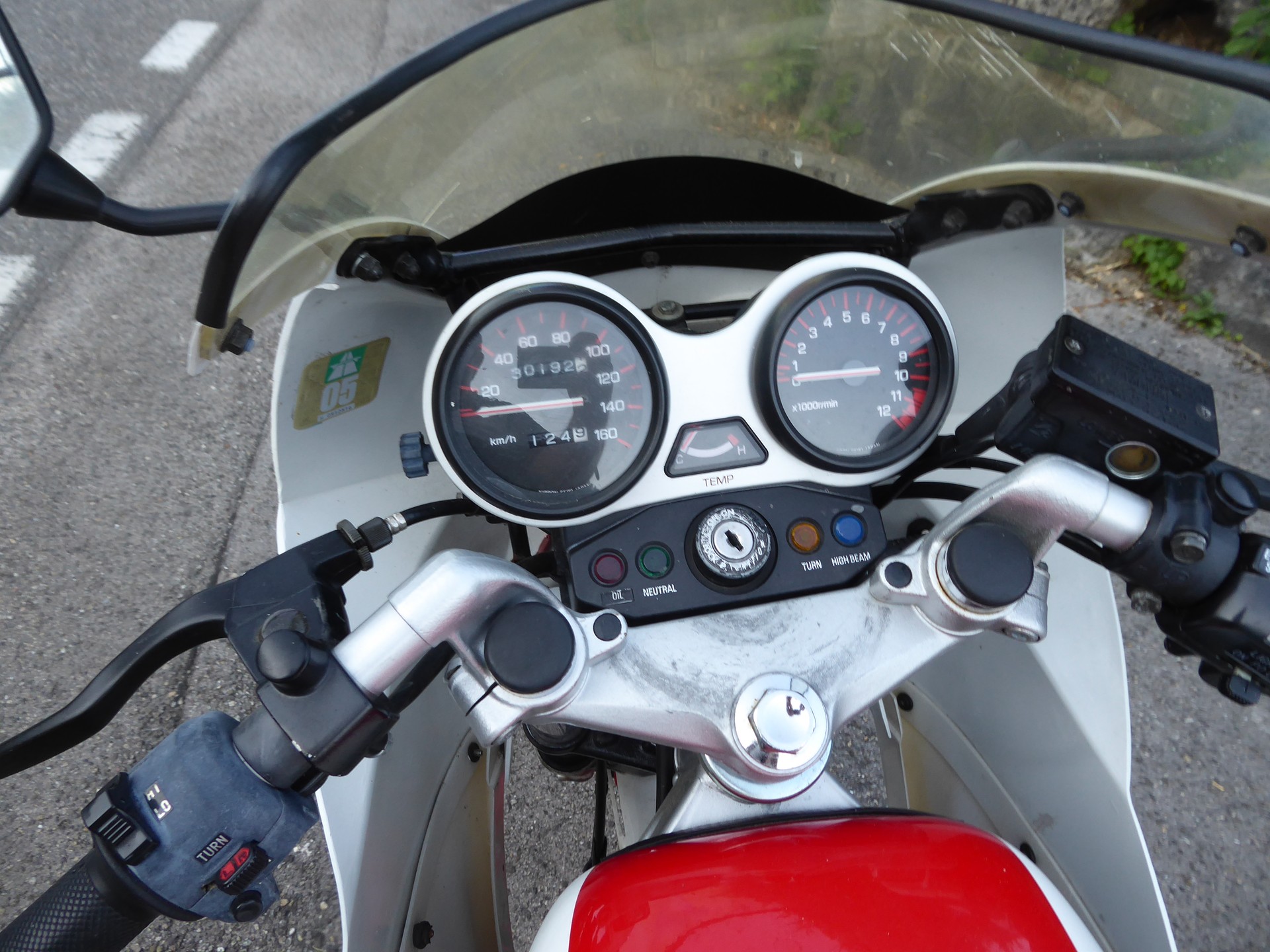 YAMAHA TZR 125 Disc-image-4