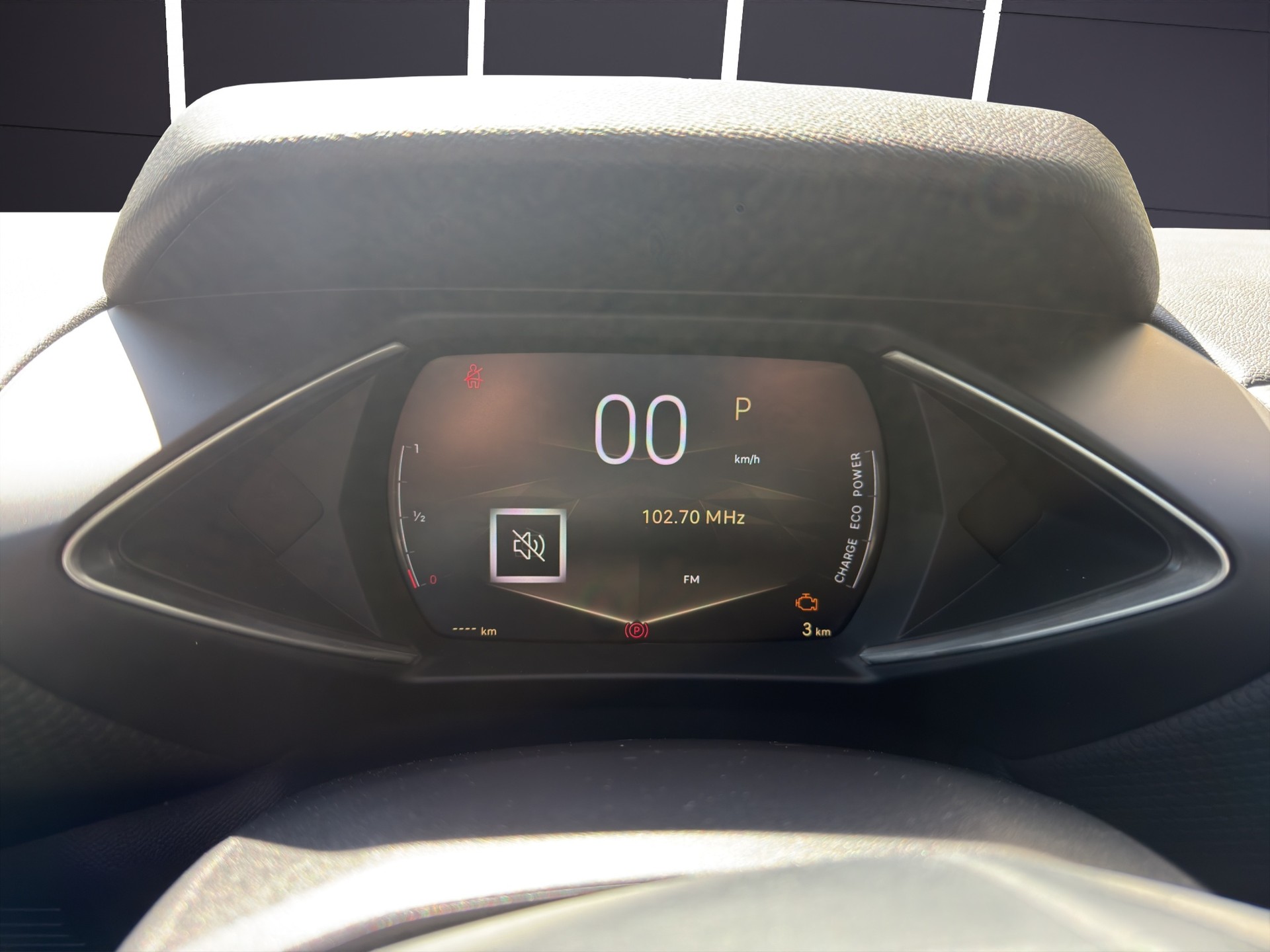 DS AUTOMOBILES DS3 1.2 MHEV Pallas-image-8