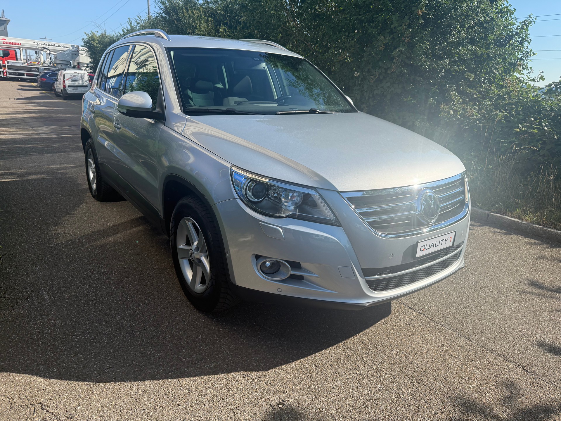 VW Tiguan 2.0 TDI Sport&Style Tiptronic-image-2