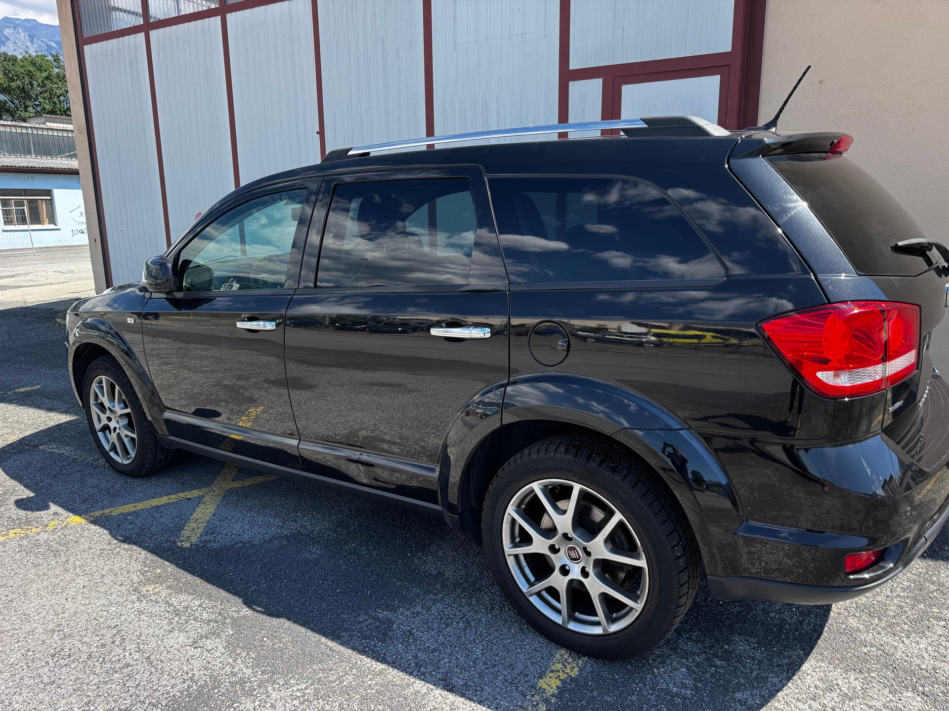FIAT Freemont 2.0 MJ Black Code AWD Automat-image-4