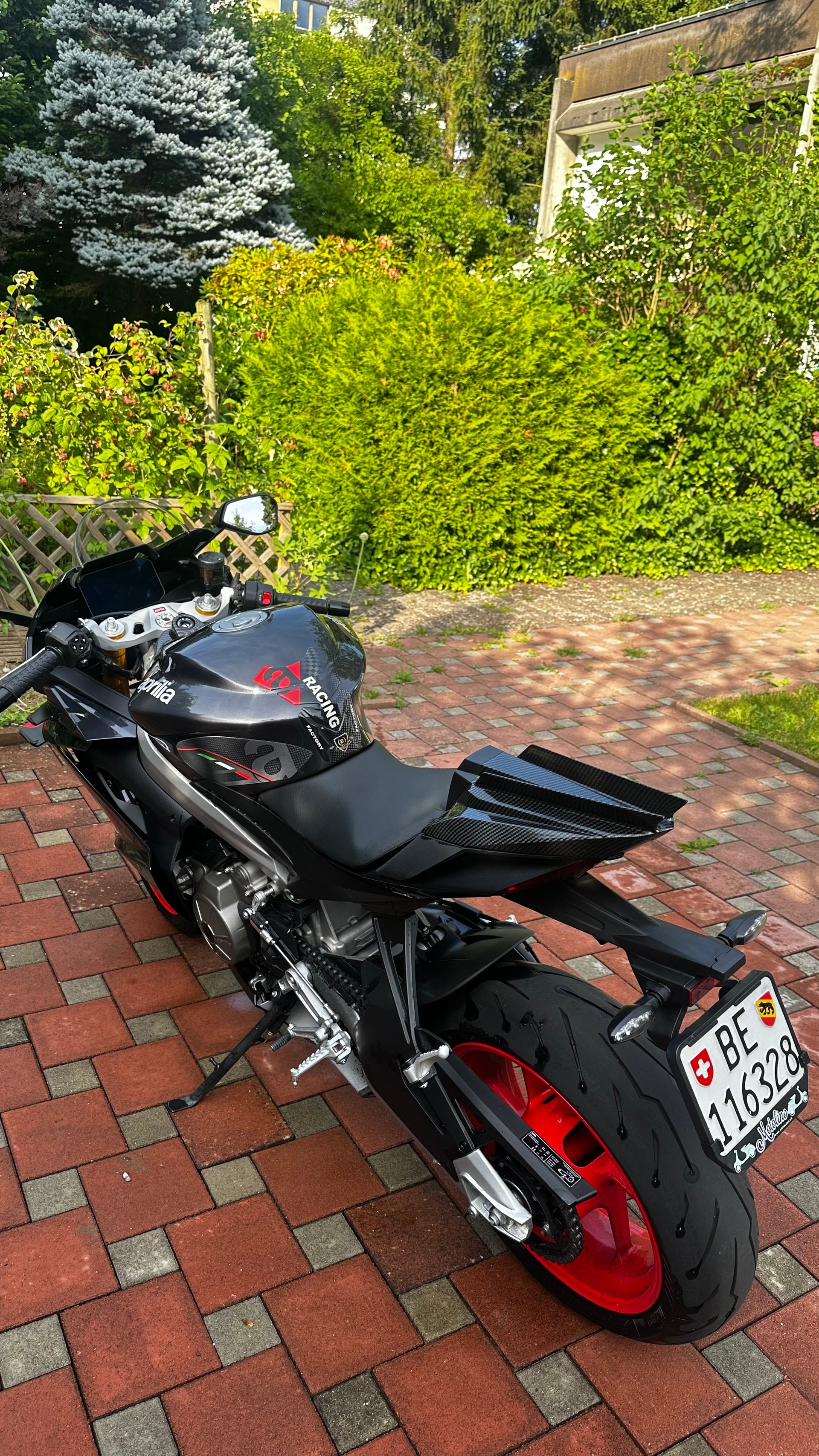 APRILIA 660-image-4
