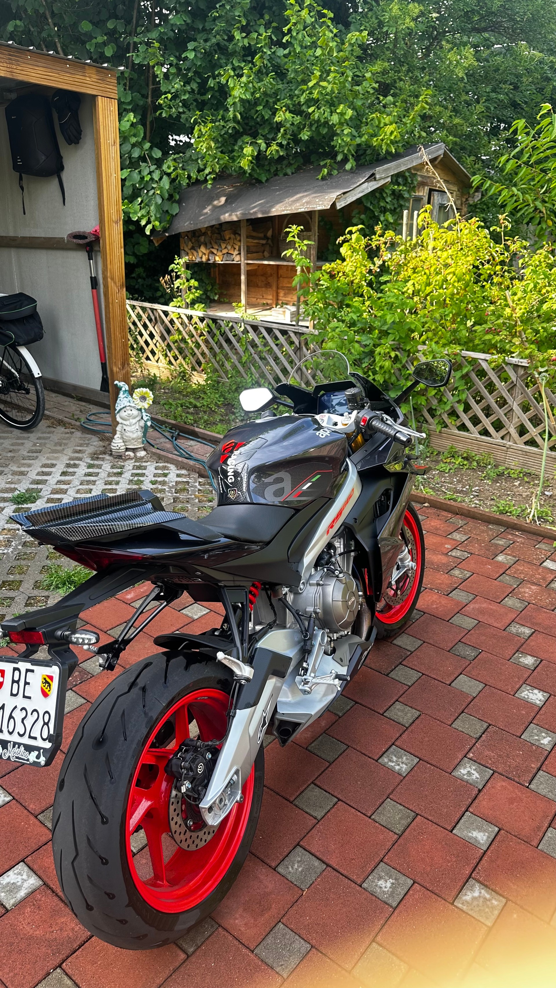 APRILIA 660-image-3