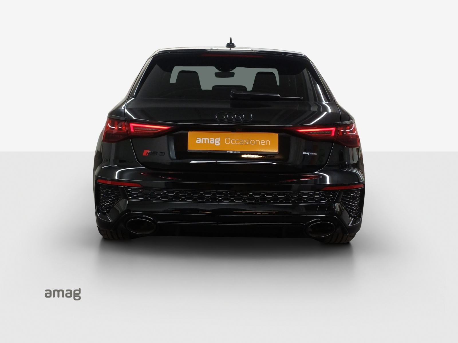 AUDI RS3 Sportback 2.5 TSI quattro S-tronic-showroom-element-3