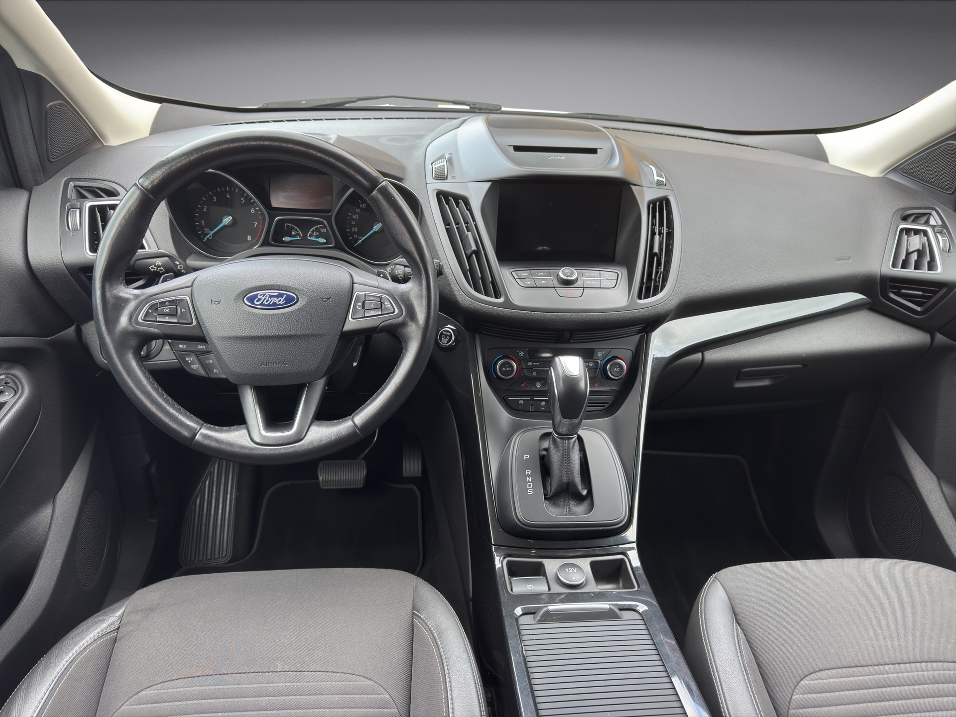 FORD Kuga 1.5 EcoB 182 Titanium-image-7