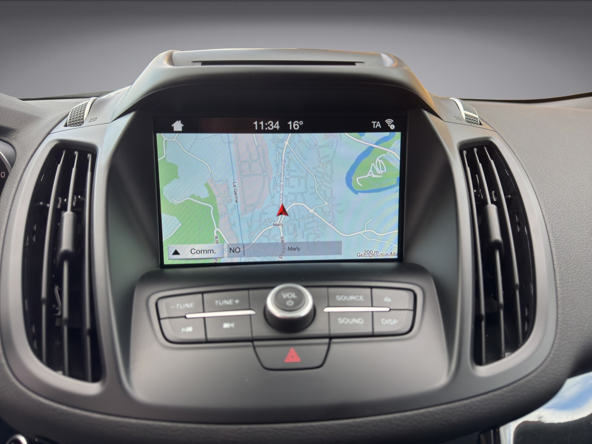 FORD Kuga 1.5 EcoB 182 Titanium-image-9