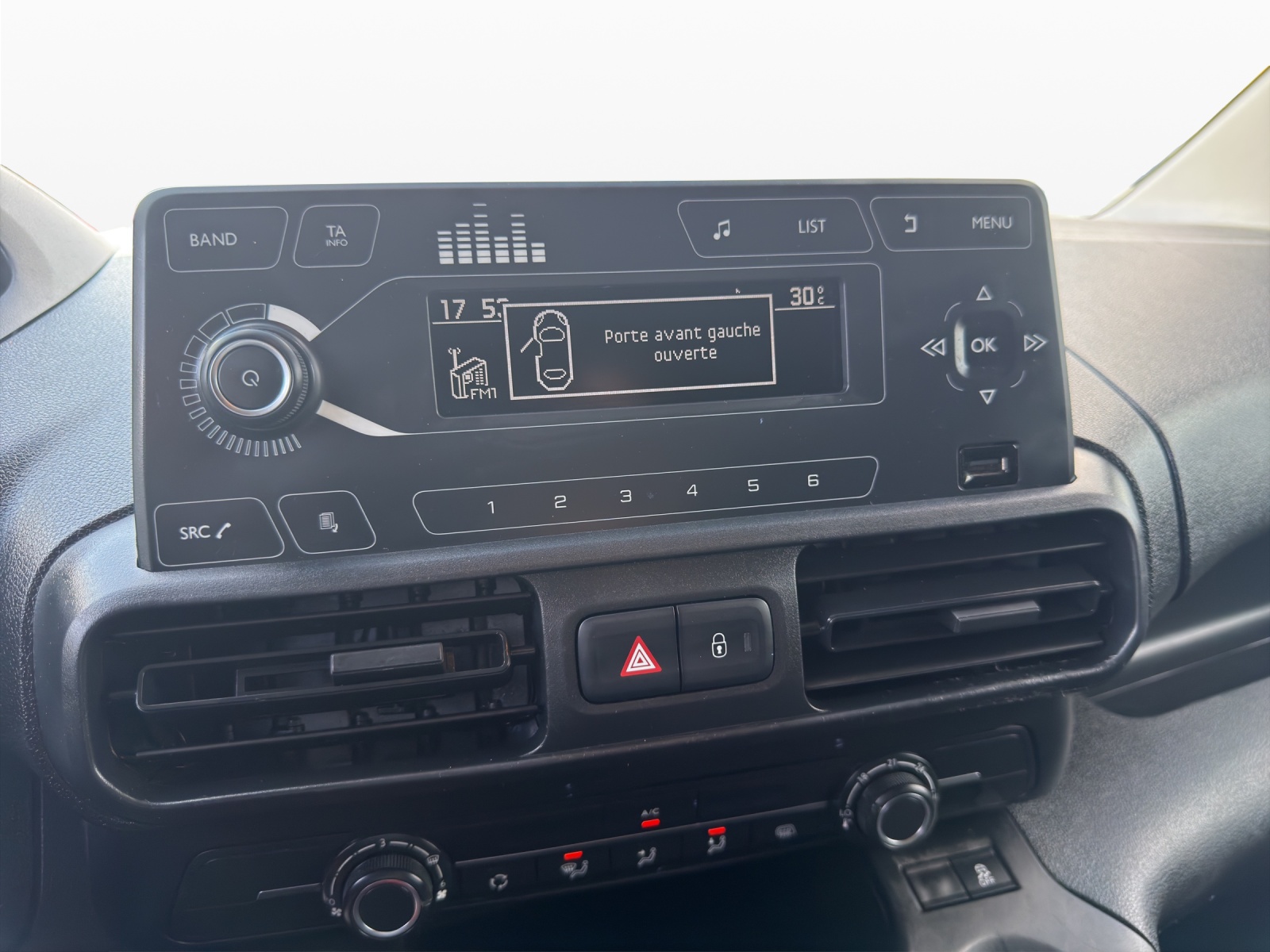 PEUGEOT Partner 1.5 Blue HDi s/s Premium 1000kg-image-12