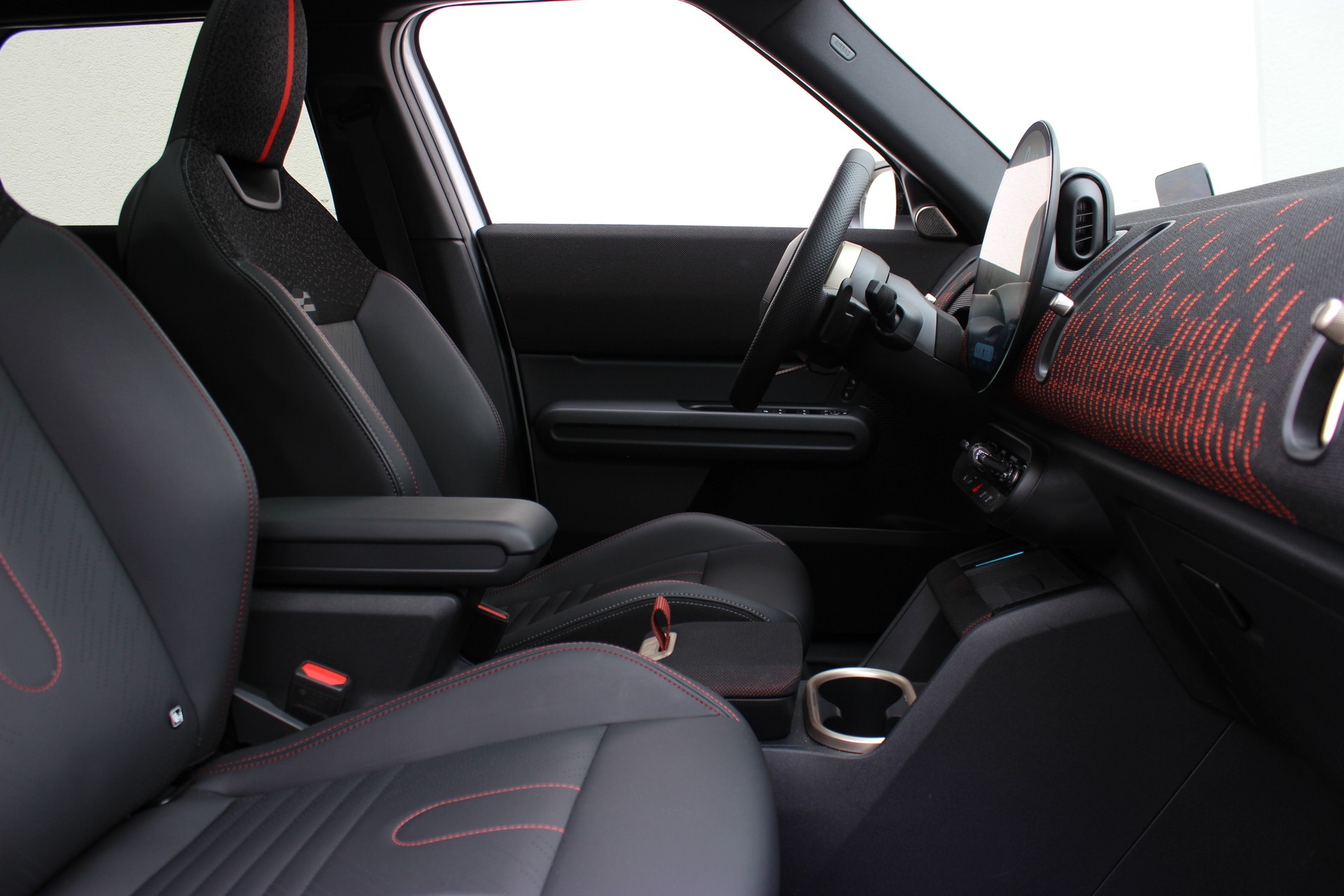 MINI Countryman John Cooper Works ALL4 *Paket XL*-showroom-element-3