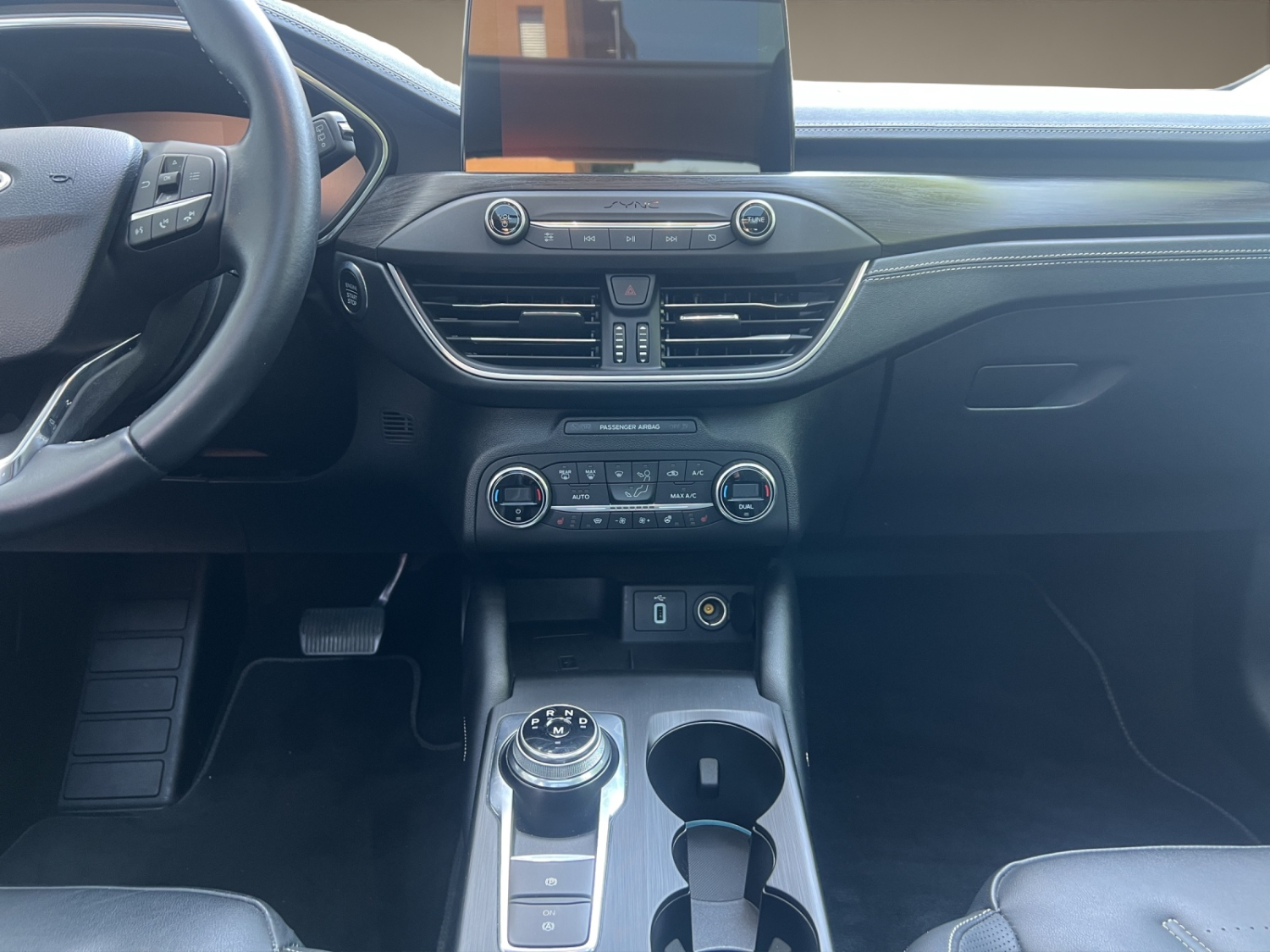 FORD Focus 2.0 EcoBlue 150 Vignale-image-12