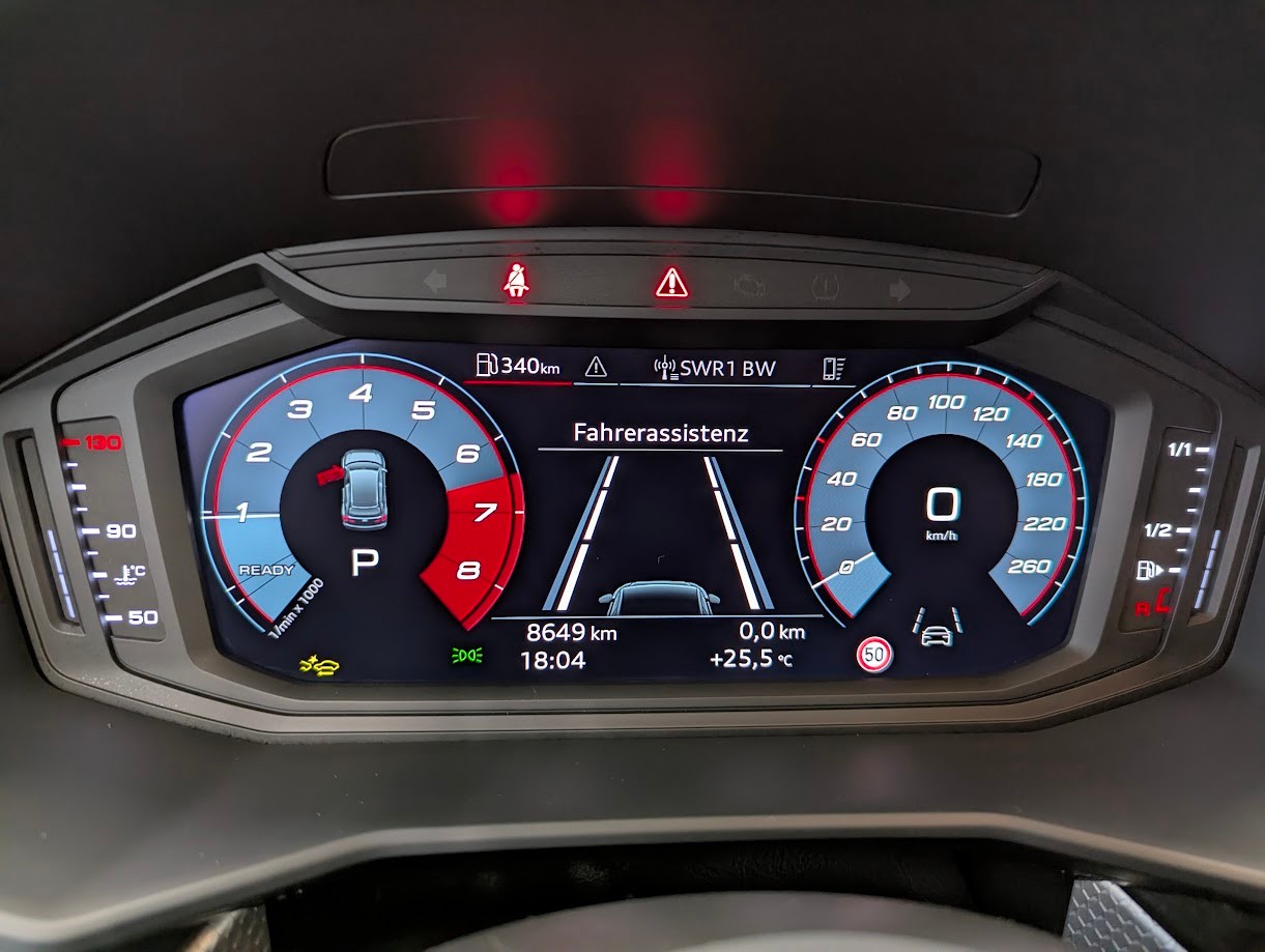 AUDI A1 Sportback 1.5 35 TFSI S Line S-Tronic*5J GAR 2x S-LINE VOLL-LED 18 ZOLL ACC KEYLESS VIRTUAL DAB+*-image-8