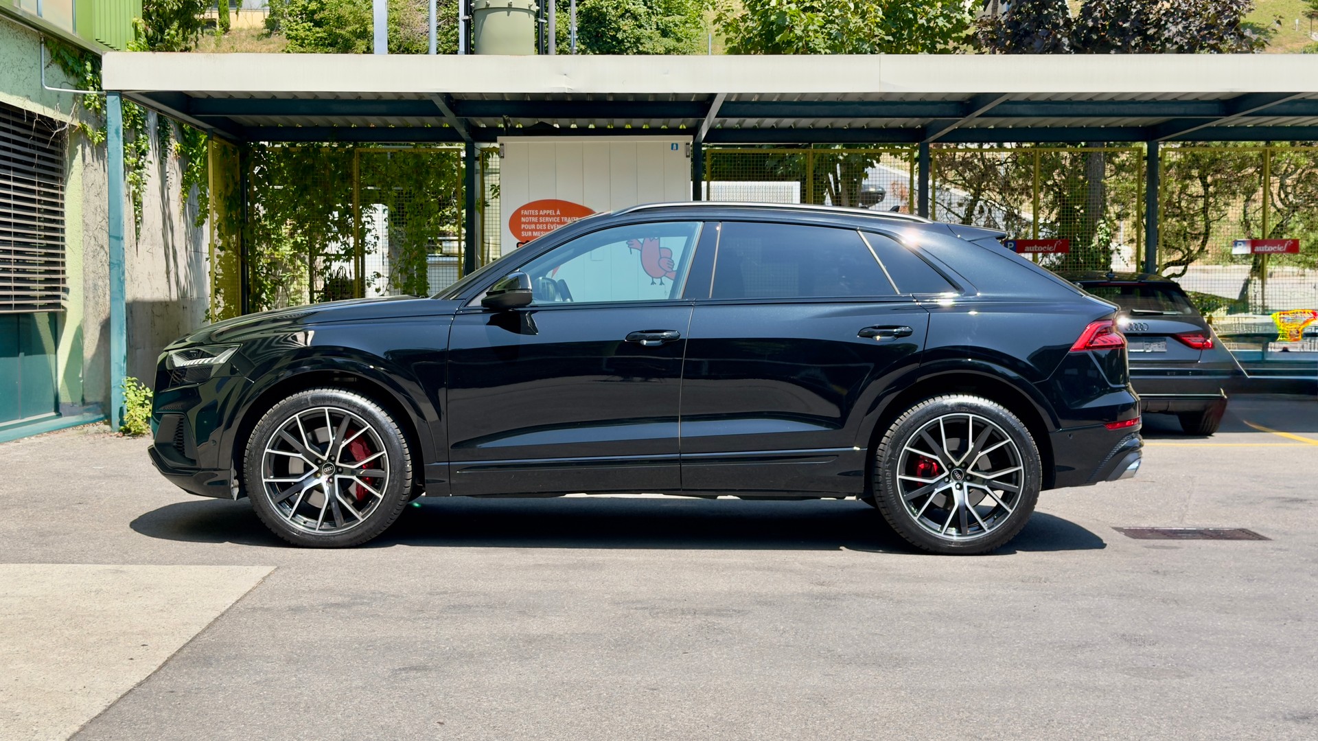 AUDI SQ8 SUV TFSI quattro tiptronic 4.0 V8-image-1