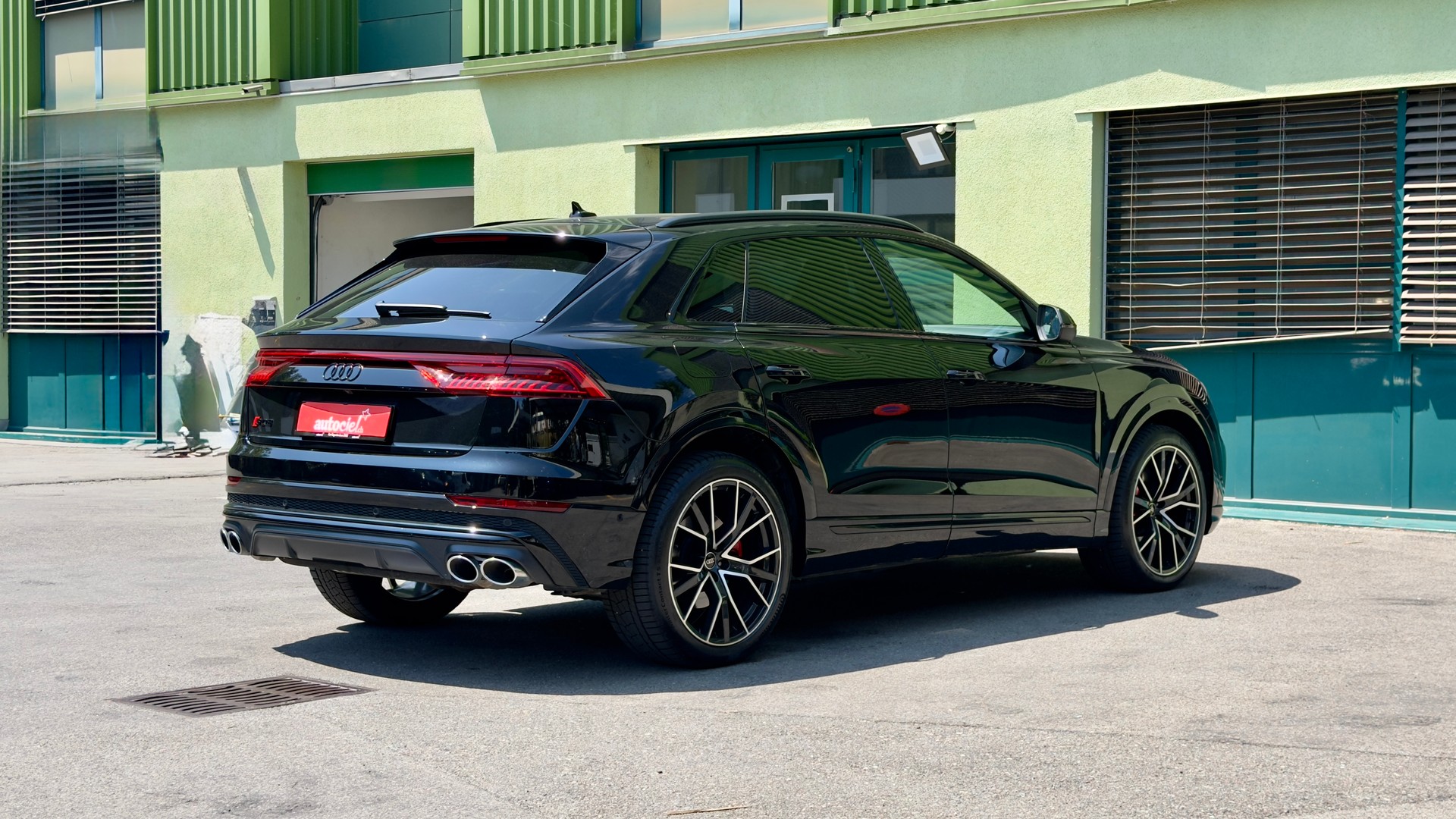 AUDI SQ8 SUV TFSI quattro tiptronic 4.0 V8-image-4