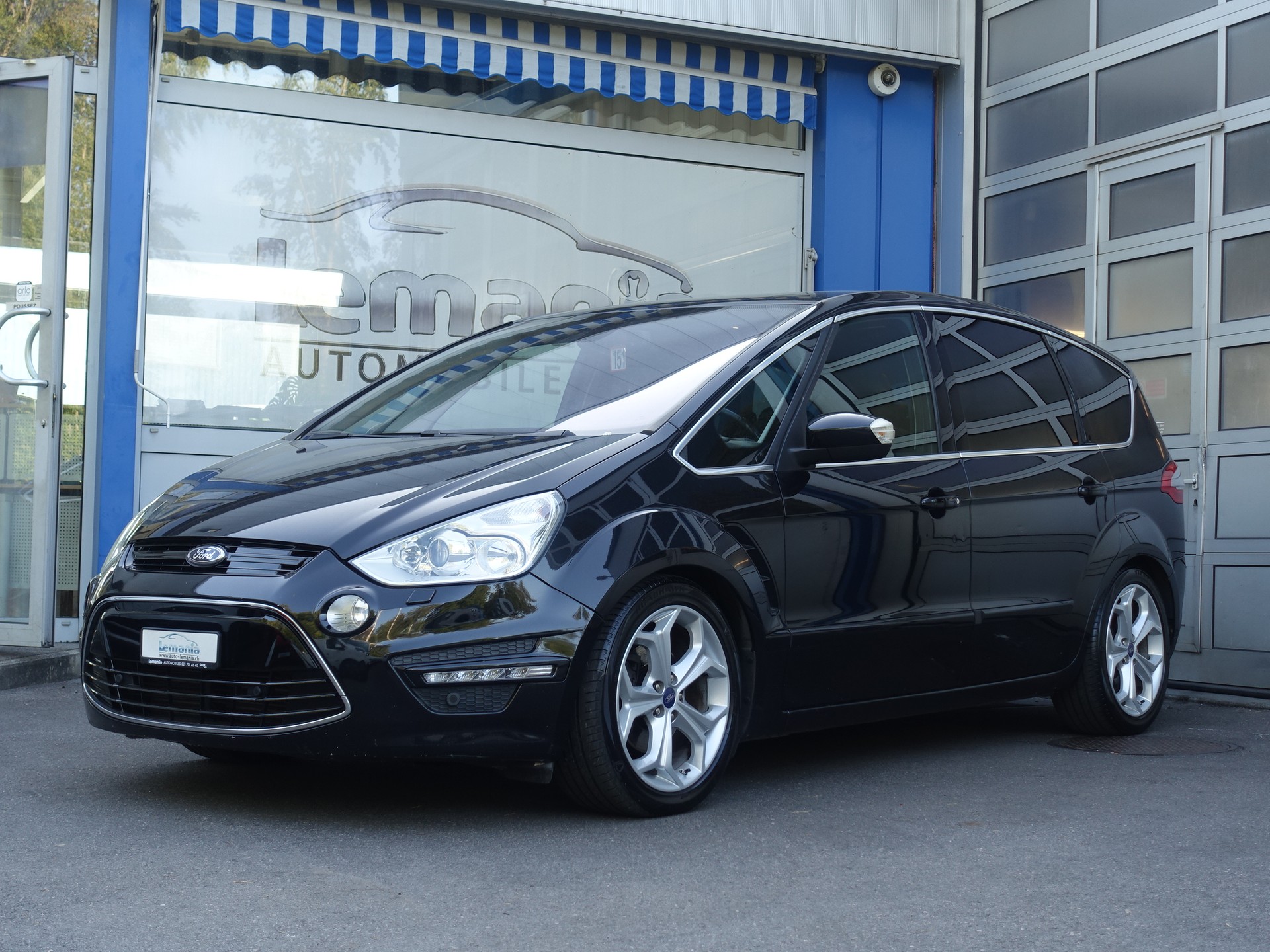 FORD S-Max 2.0 SCTi TitaniumS PowerShift-showroom-element-1
