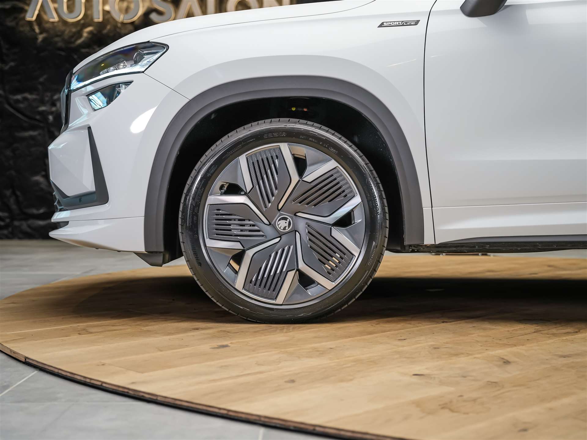 SKODA Kodiaq 2.0 TDI Sportline 4x4 *Matrix LED*Anhängerkupplung*-image-16