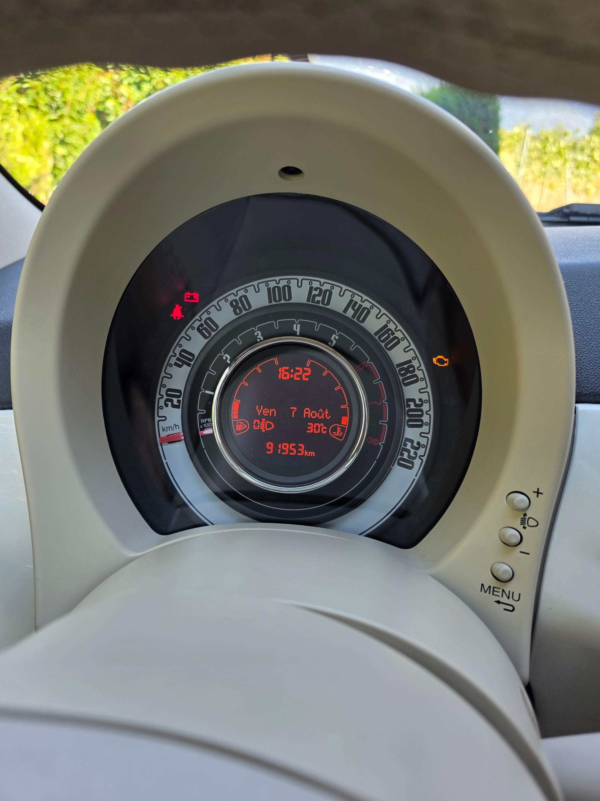 FIAT 500 0.9 T TwinAir Lounge-image-3