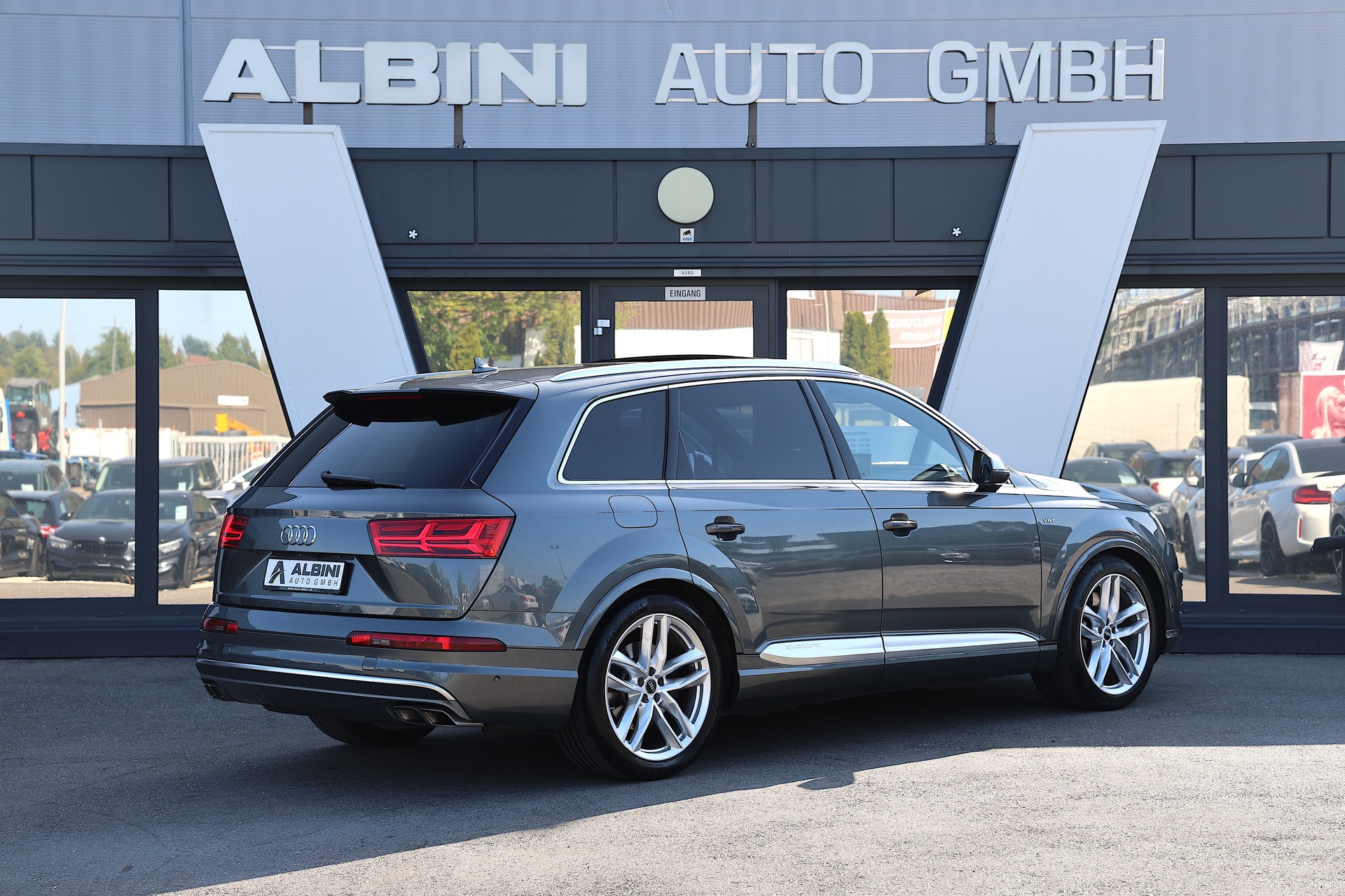 AUDI SQ7 4.0 V8 TDI quattro T-Tronic-showroom-element-3