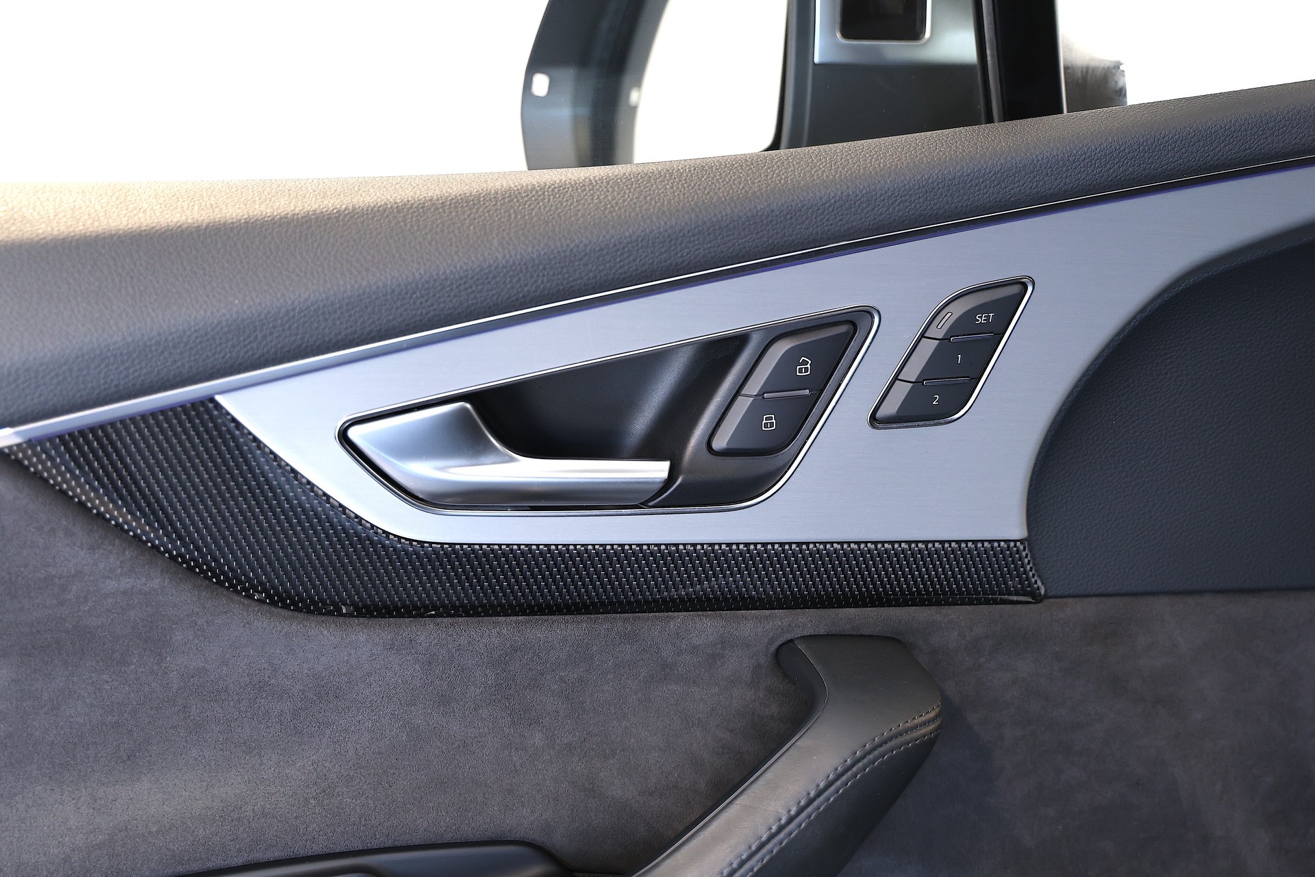 AUDI SQ7 4.0 V8 TDI quattro T-Tronic-image-18