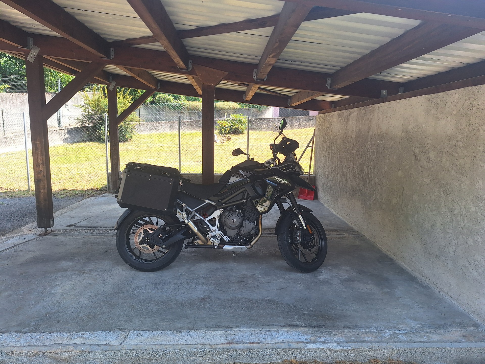 TRIUMPH 1200 gt pro-image-3