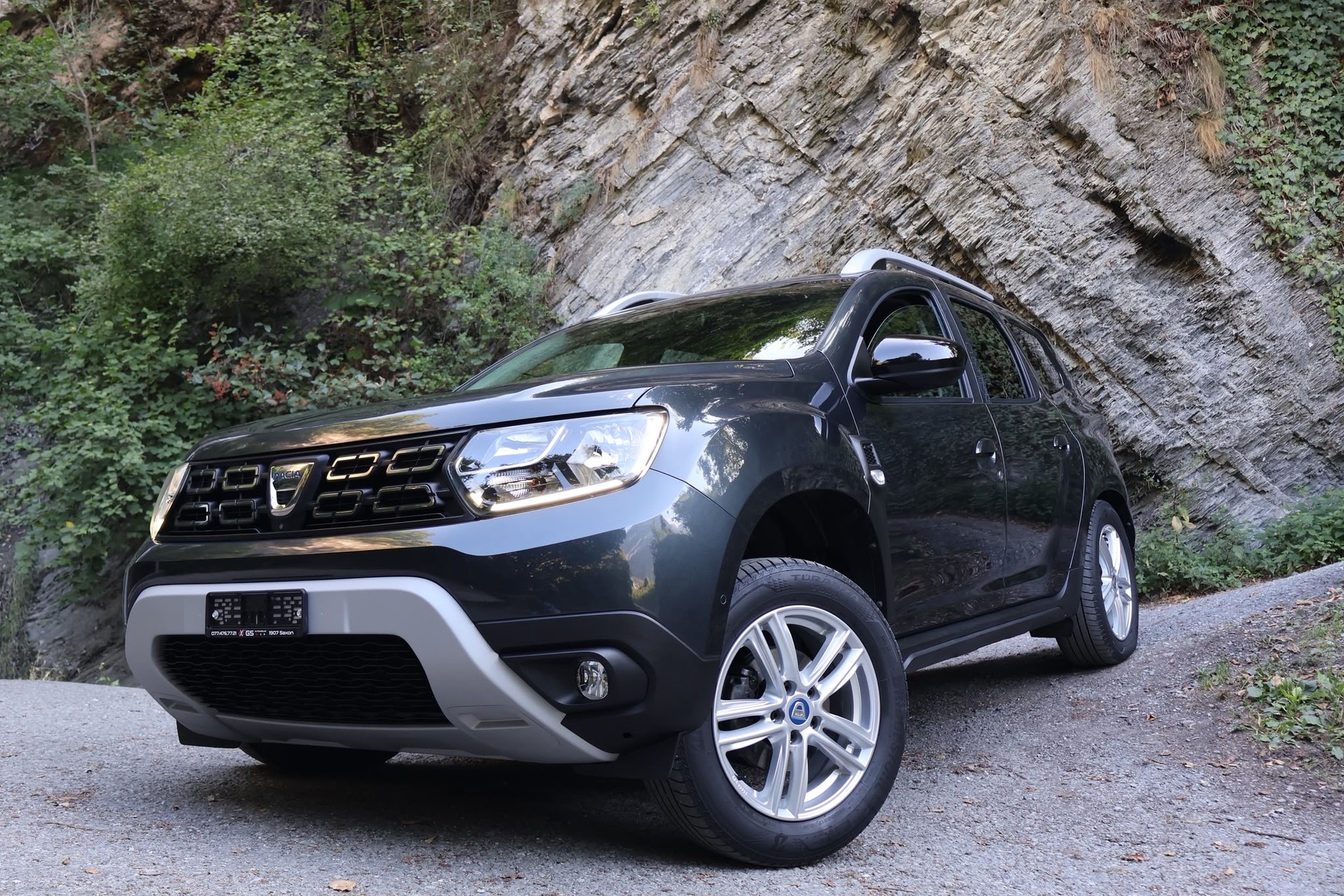 DACIA Duster dCi 115 Celebration 4x4-showroom-element-1