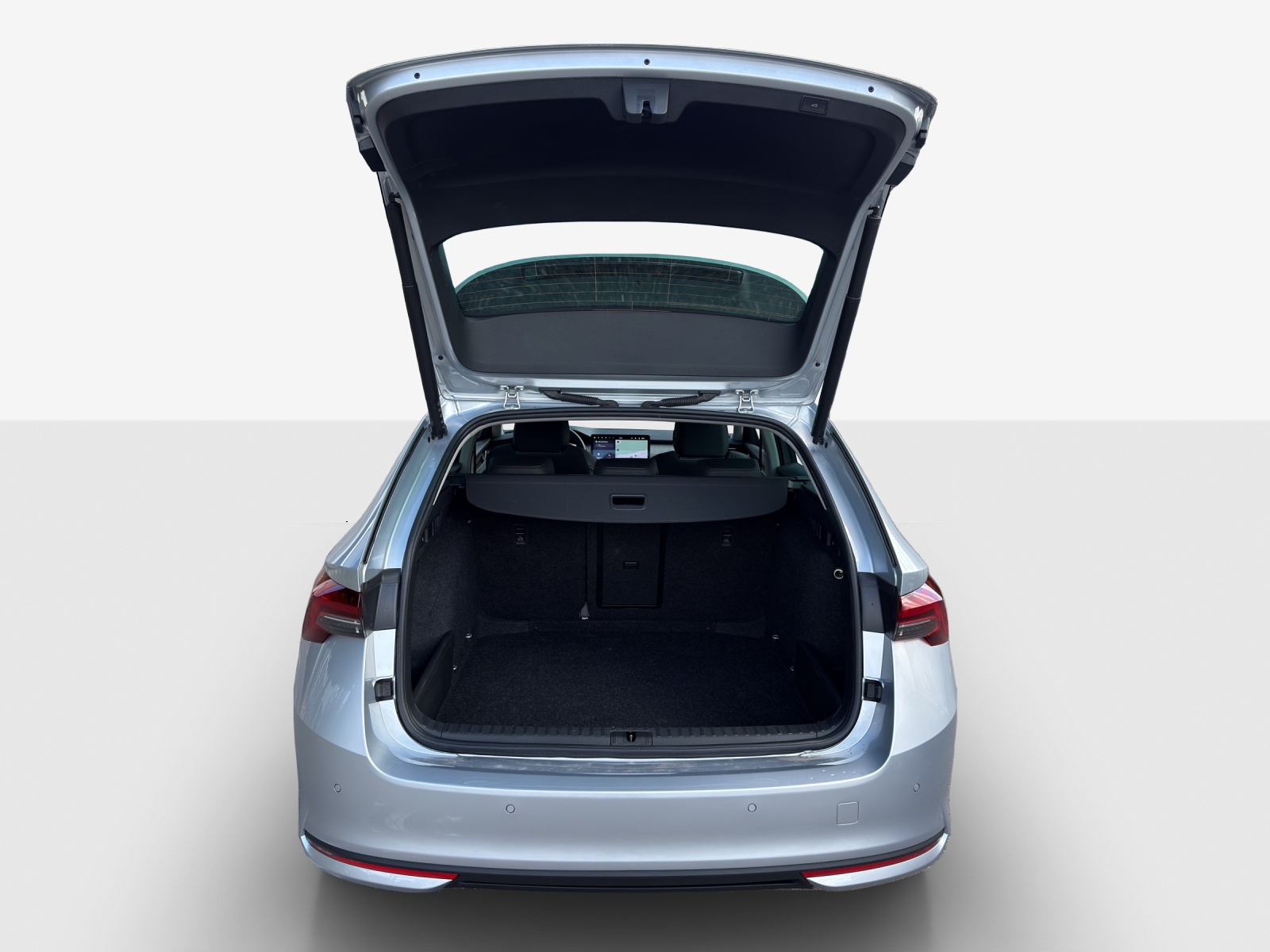 SKODA Octavia Combi 2.0 TDI DSG Selection-image-11