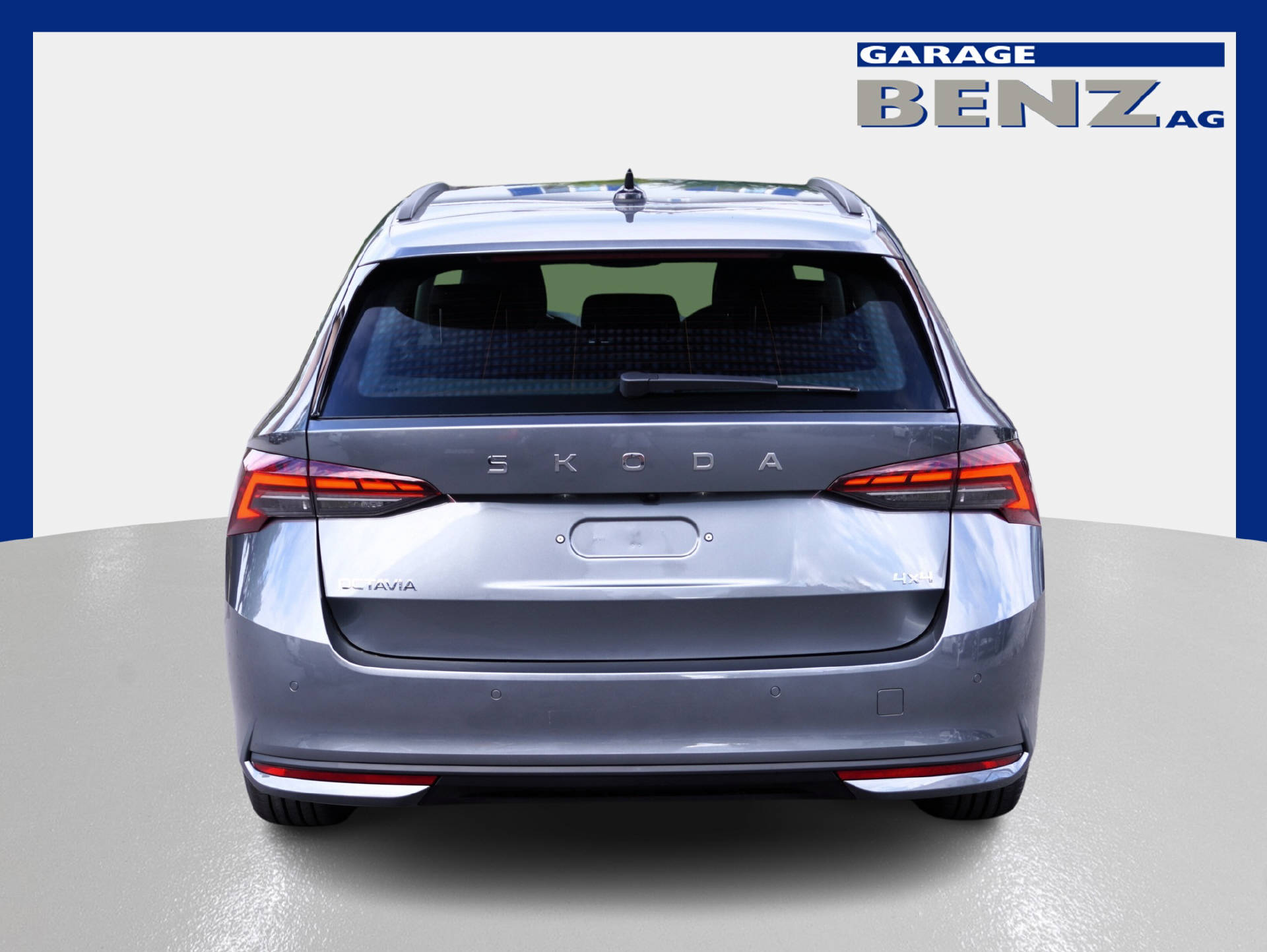 SKODA Octavia Combi 2.0 TSI Selection 4x4 DSG-showroom-element-2
