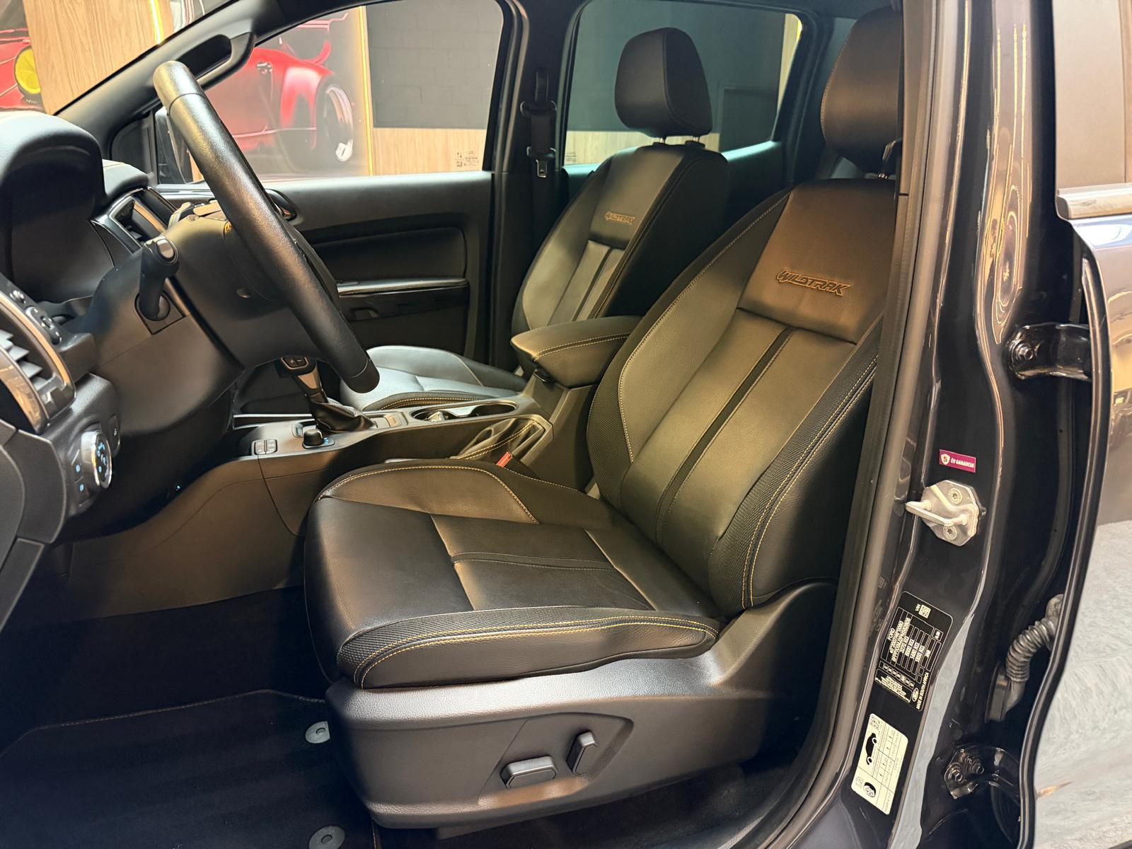 FORD Ranger Wildtrak 2.0 Eco Blue 4x4 A-image-13