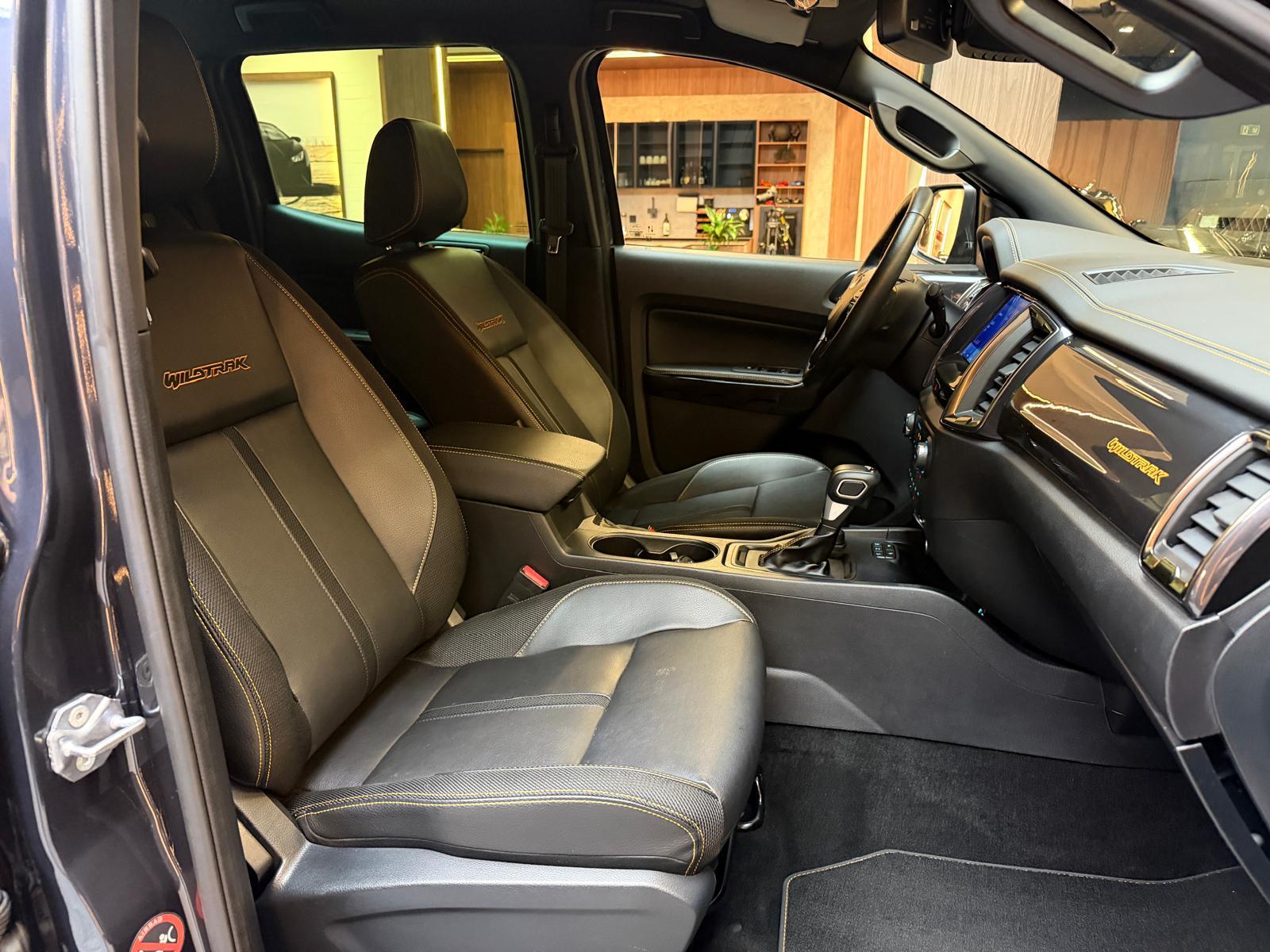 FORD Ranger Wildtrak 2.0 Eco Blue 4x4 A-image-14