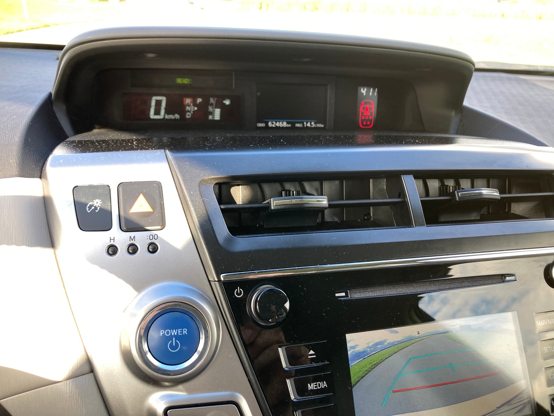 TOYOTA Prius+ 1.8 VVT-i HSD Style-image-13