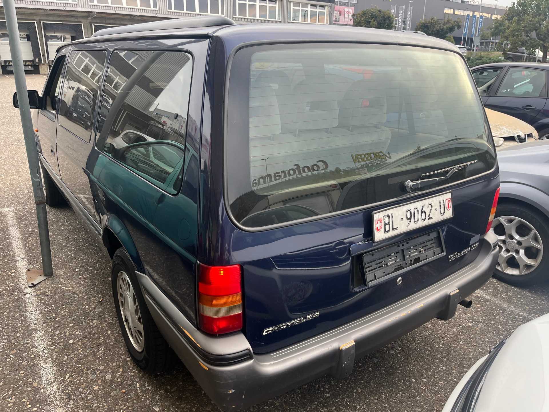 CHRYSLER Grand Voyager LE 3.3-image-3